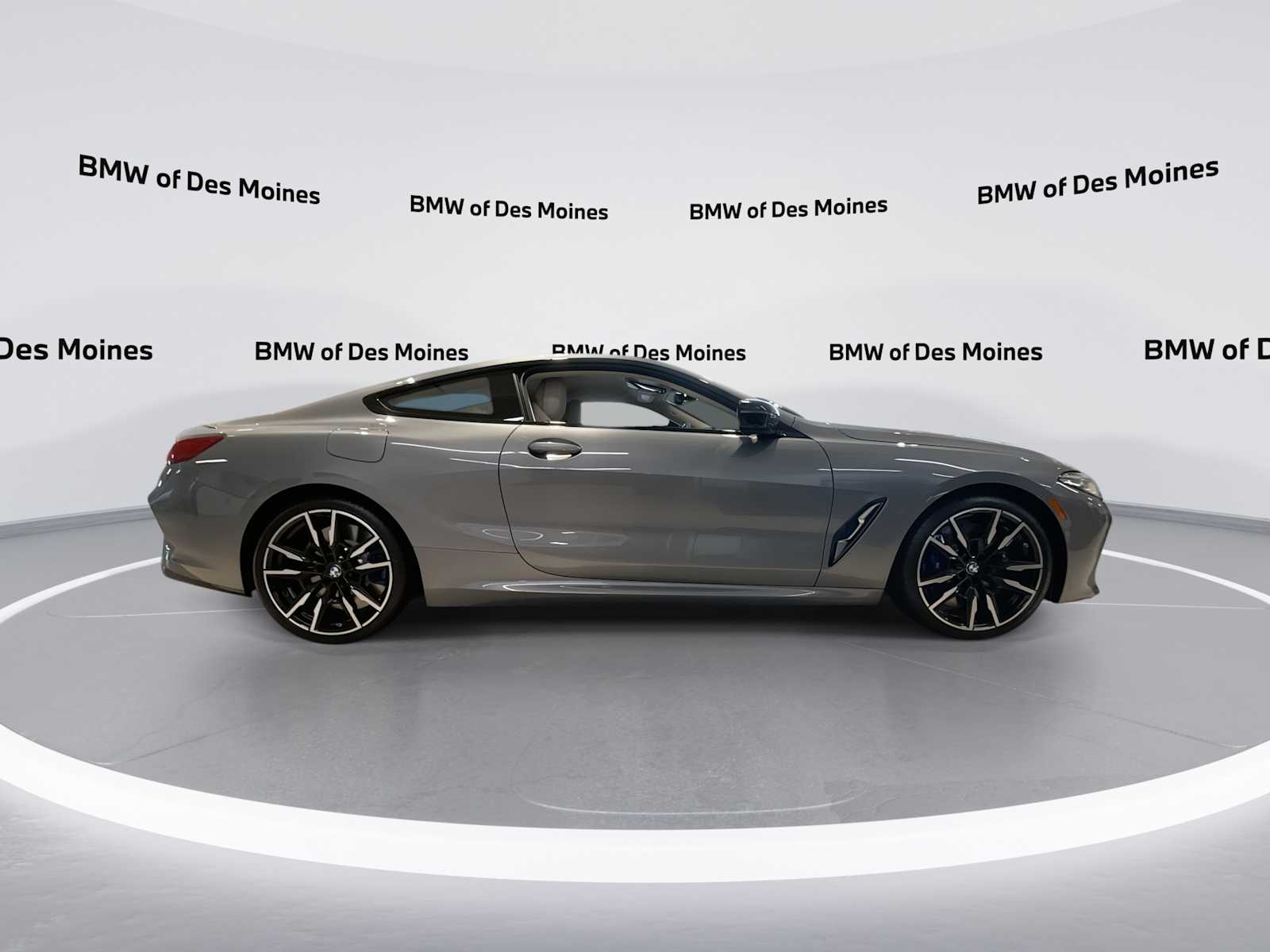 Thumbnail: 2026 BMW 8 Series - 9