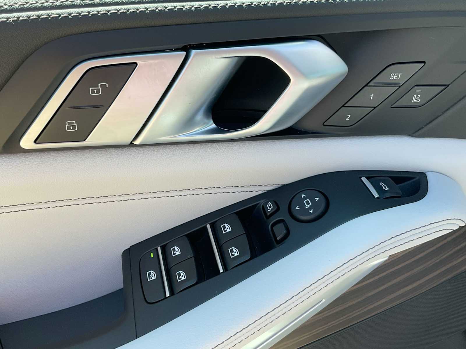 Thumbnail: 2025 BMW X5 - 17