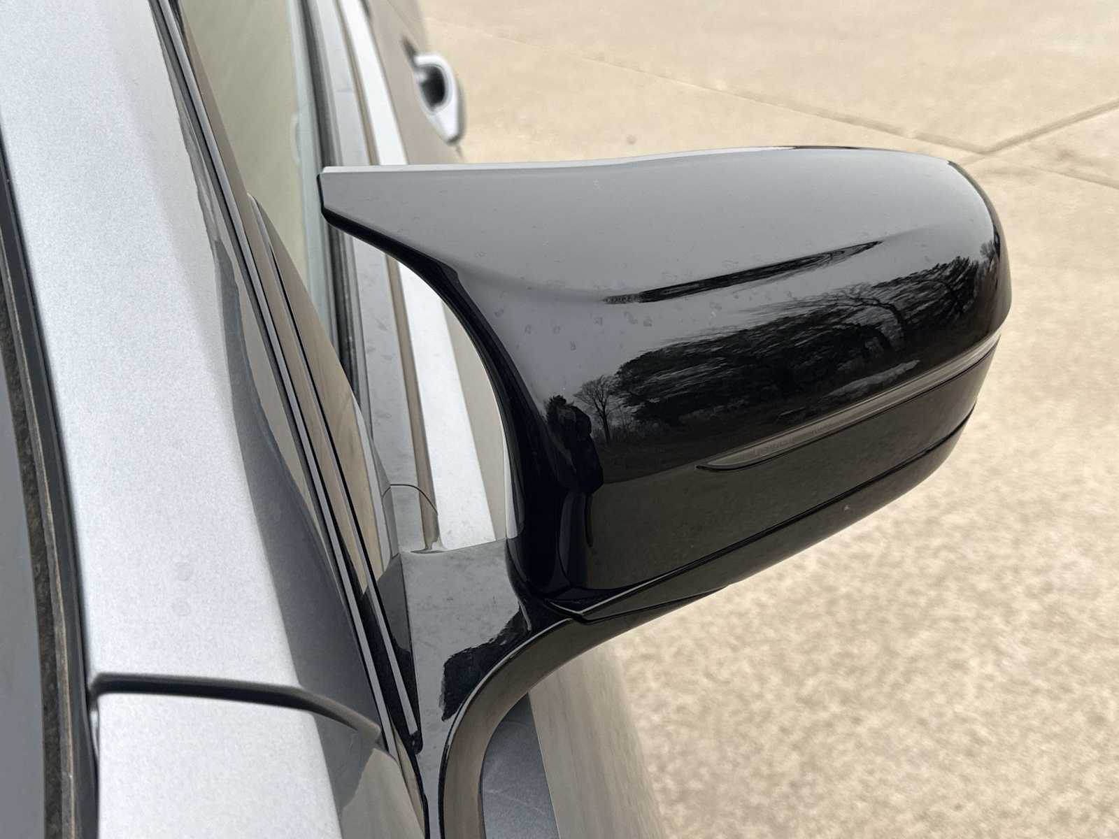 2026 BMW 8 Series M850i - Photo 41