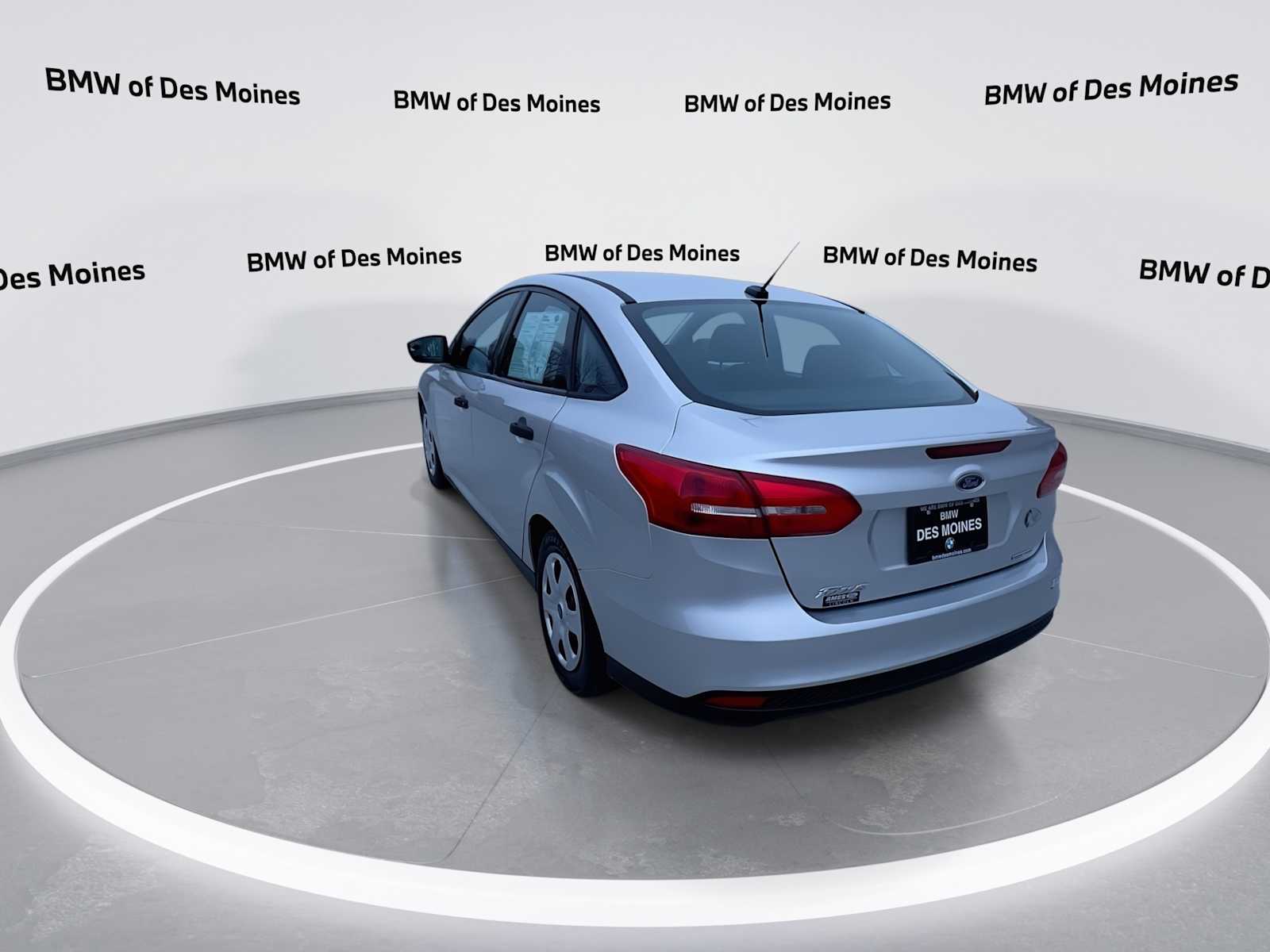 Thumbnail: 2016 Ford Focus - 6