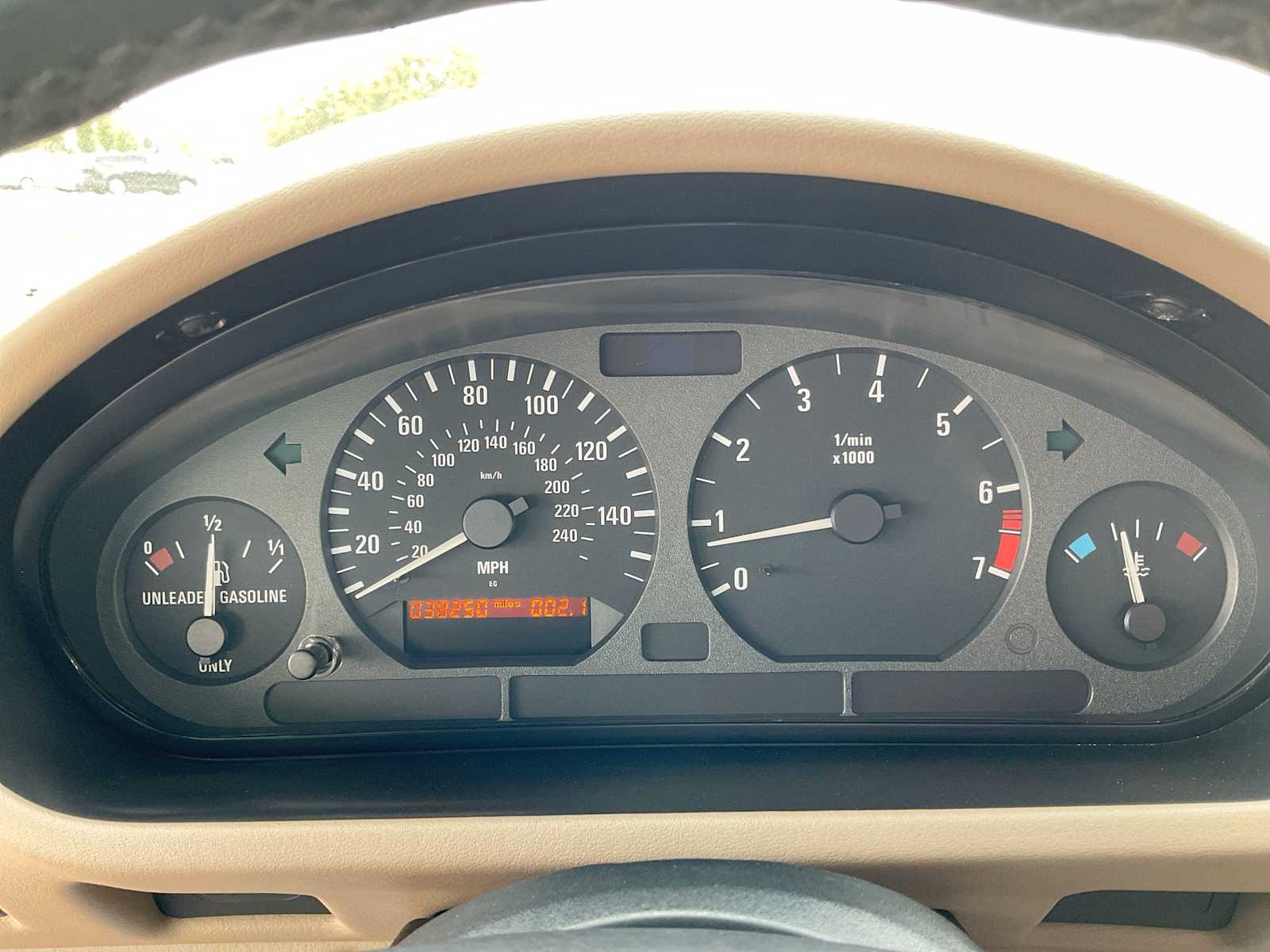 Thumbnail: 1998 BMW Z3 - 29