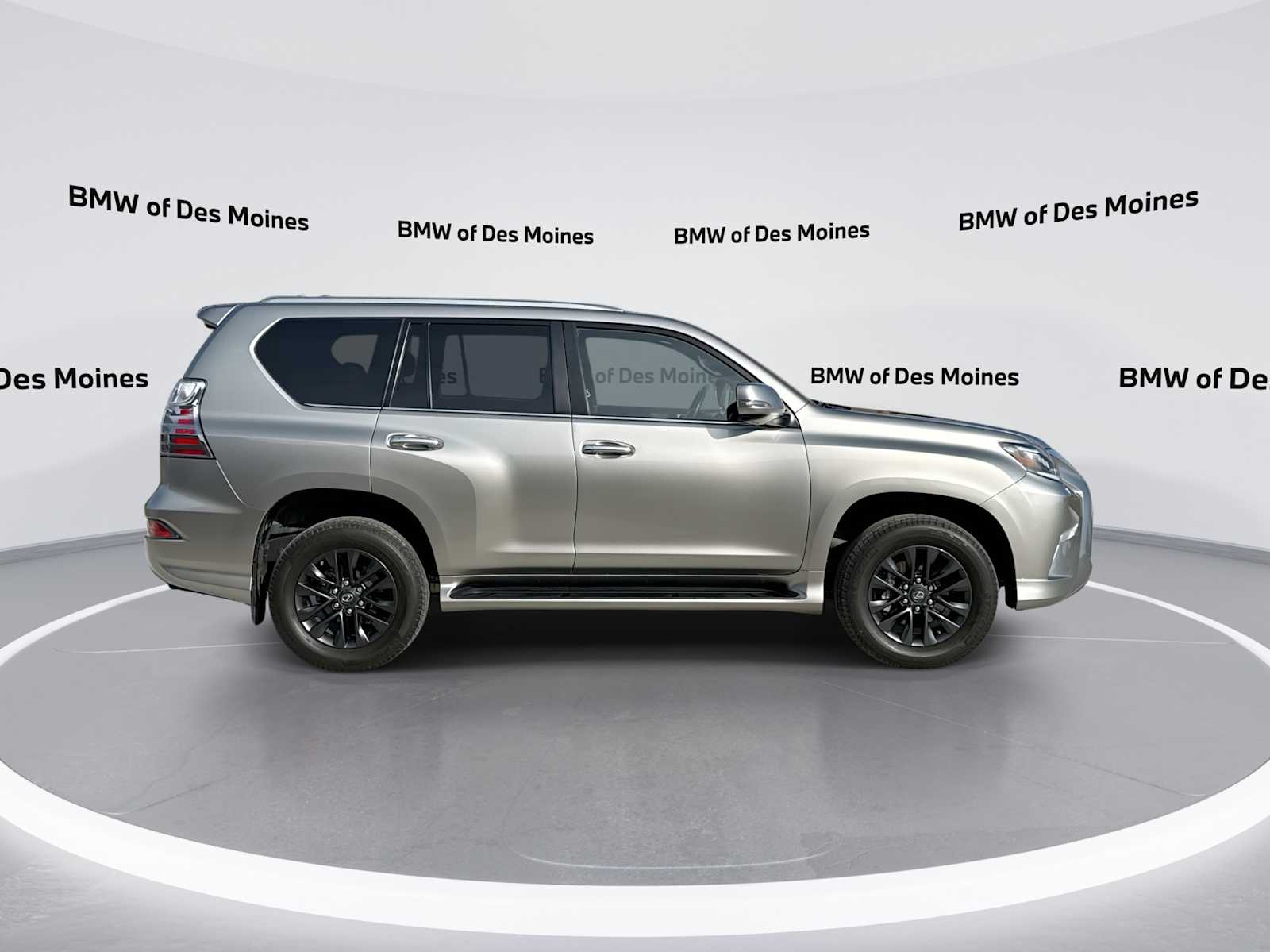 Thumbnail: 2023 Lexus GX - 9