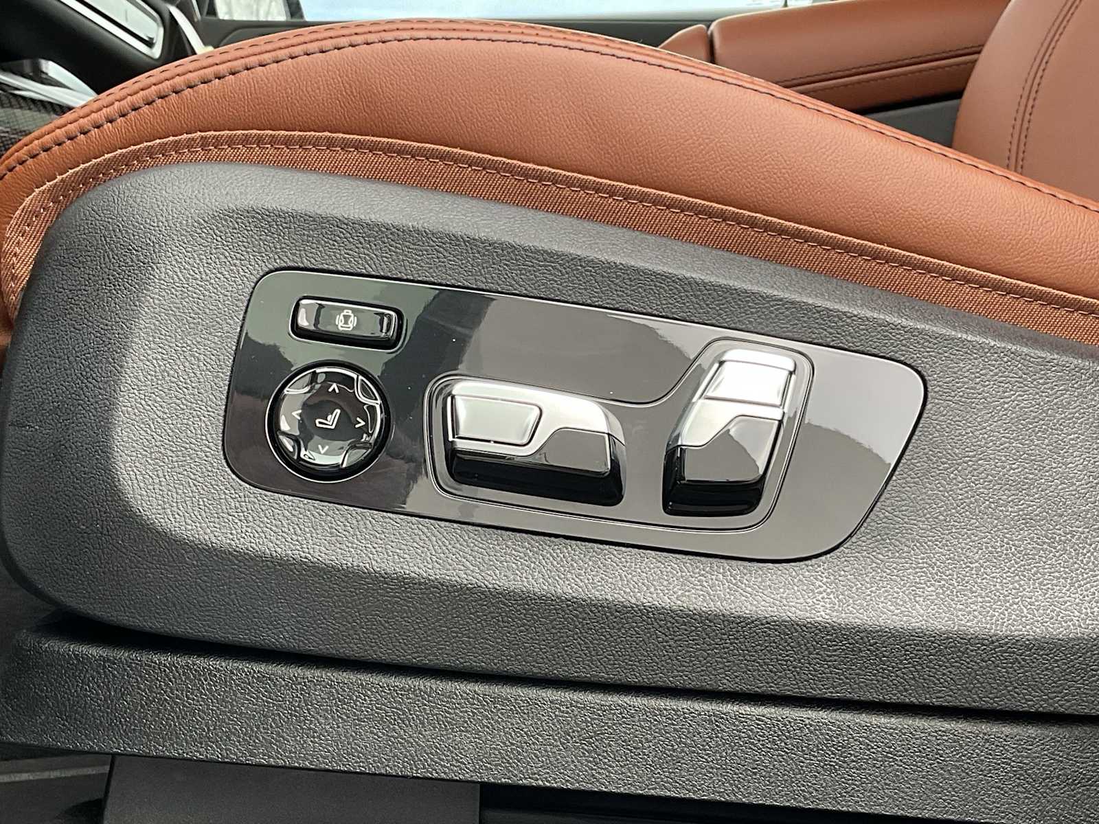 Thumbnail: 2026 BMW X7 - 11