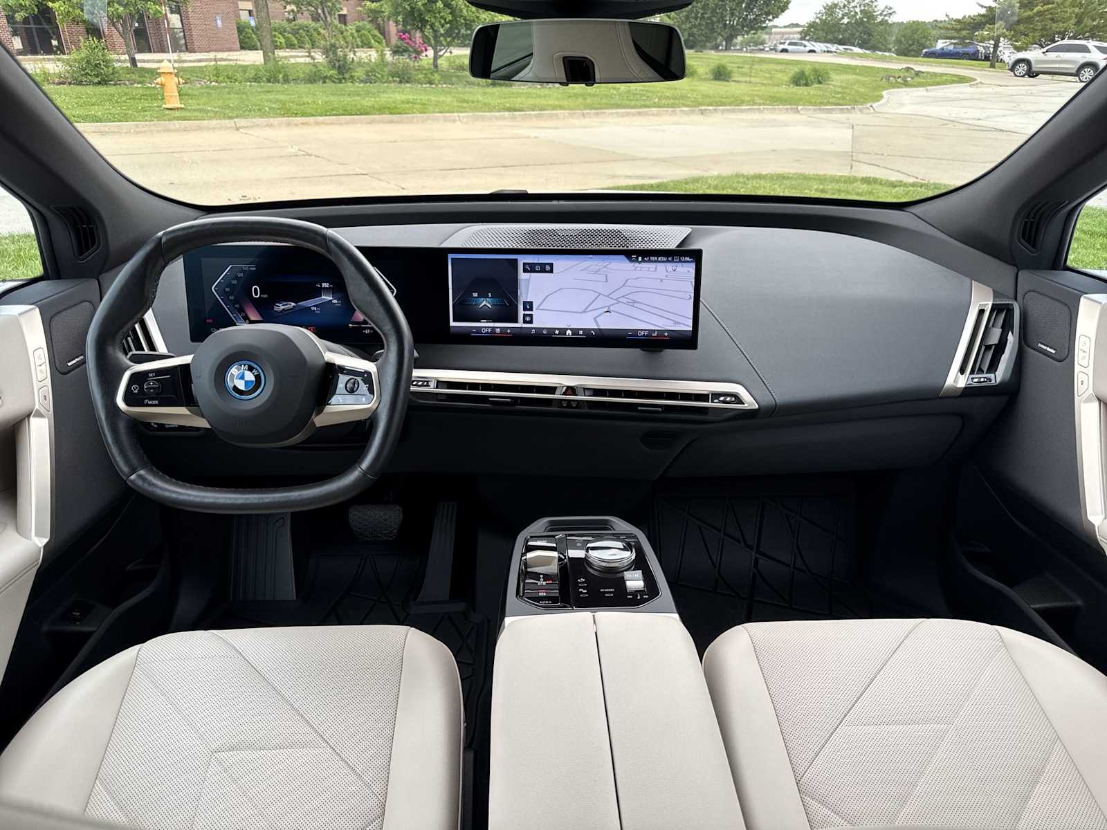 2024 BMW iX Base - Photo 15