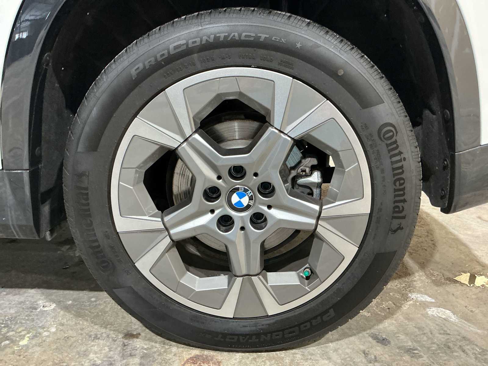 Thumbnail: 2025 BMW X1 - 13