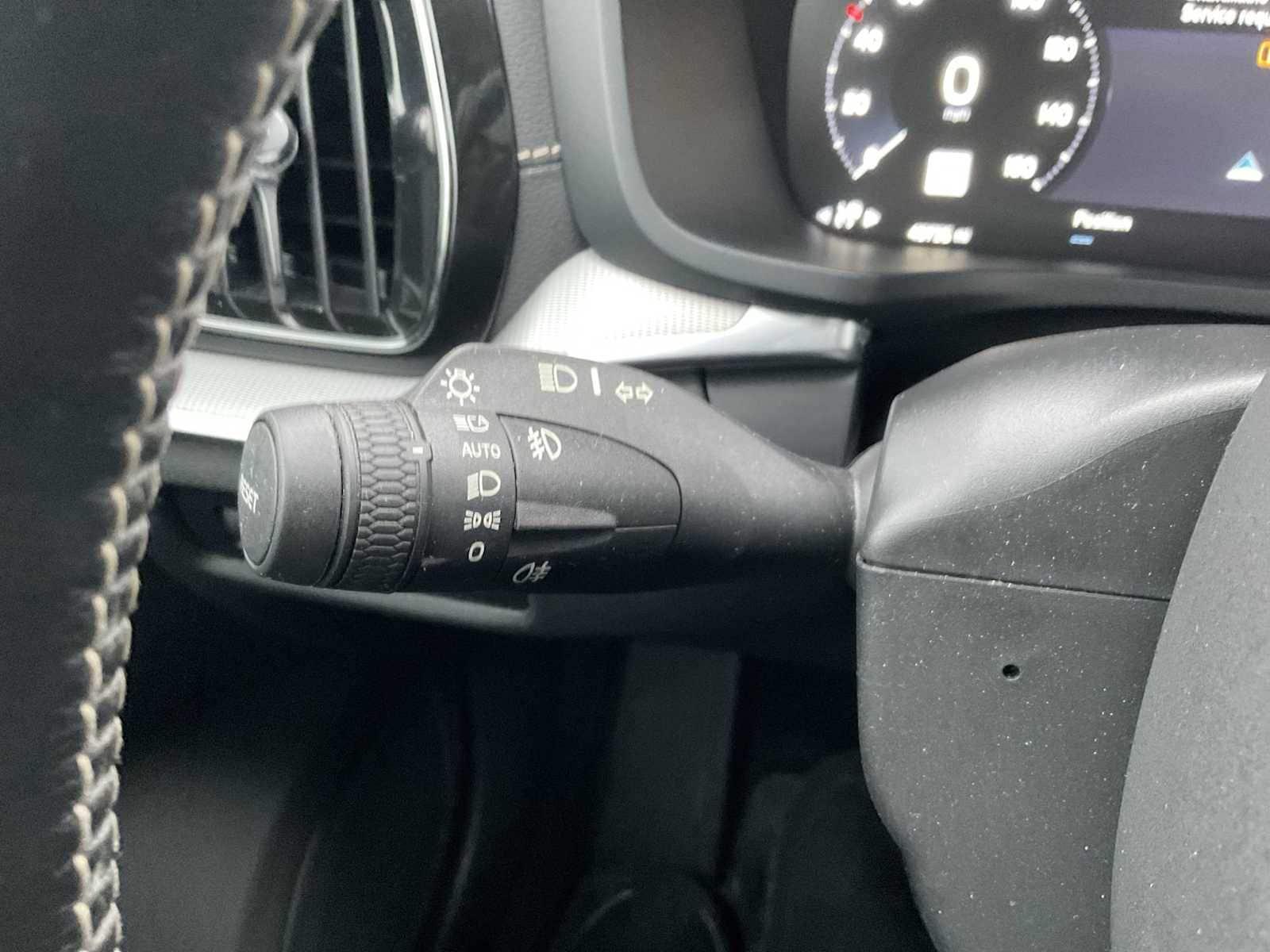 Thumbnail: 2020 Volvo S60 - 25