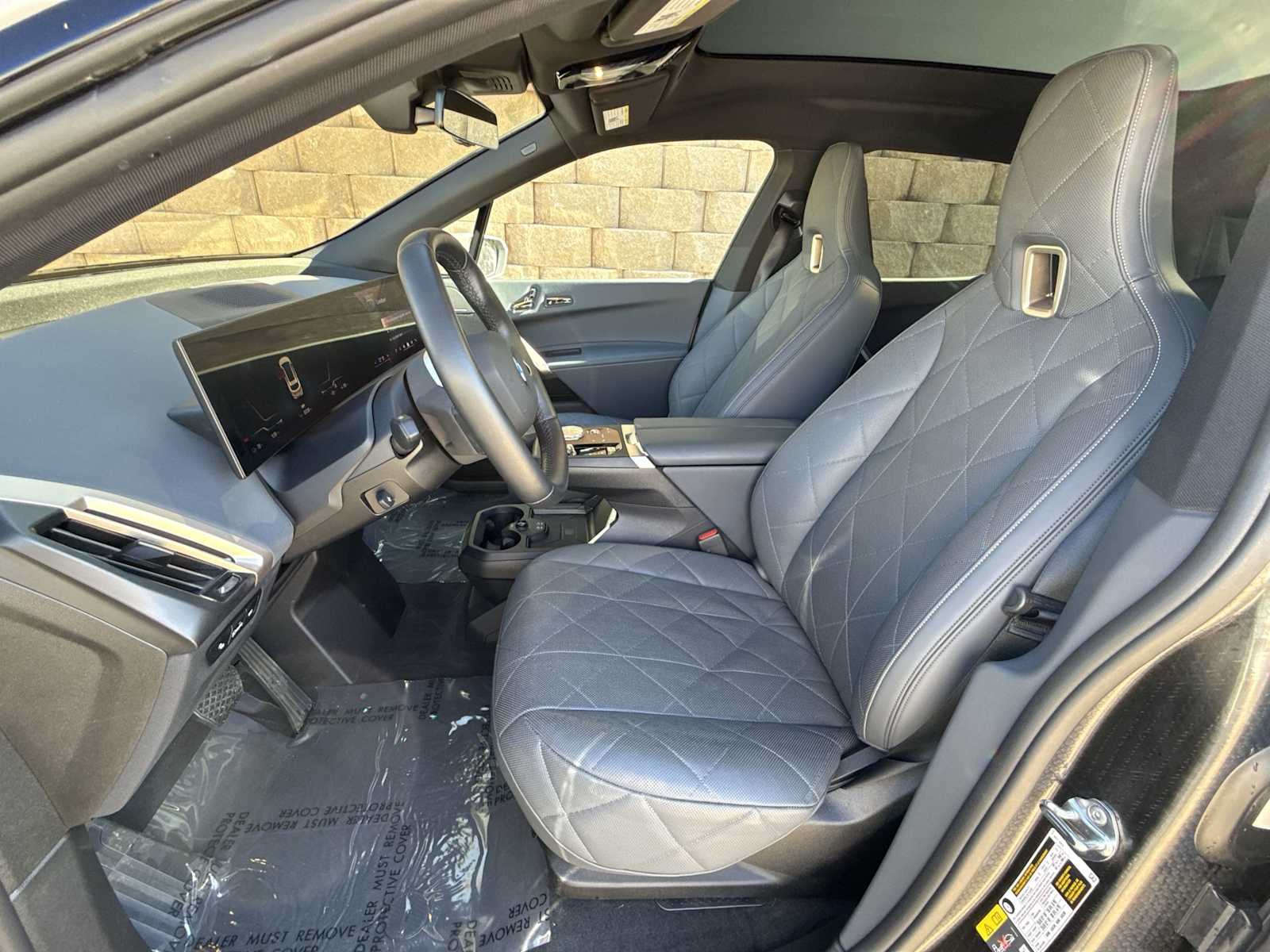 Thumbnail: 2026 BMW iX - 10