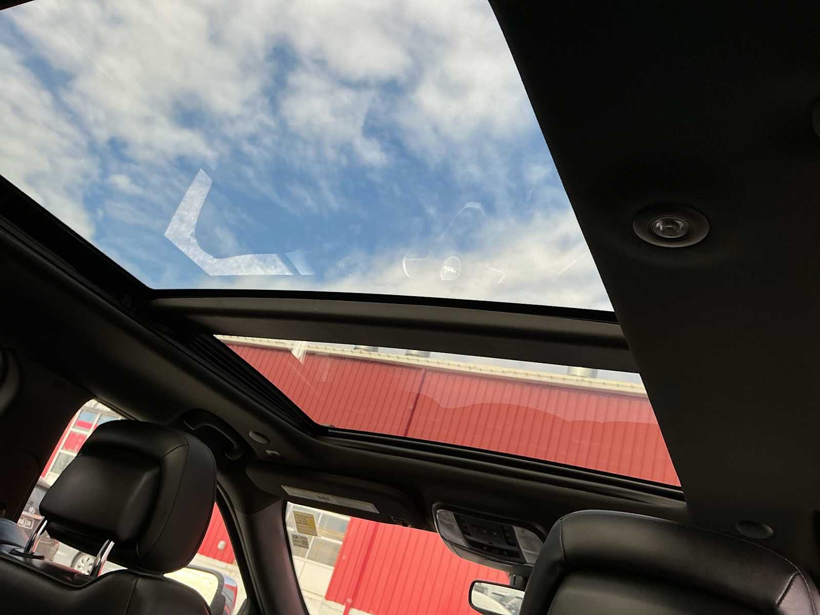 Thumbnail: 2018 Jeep Grand Cherokee - 23