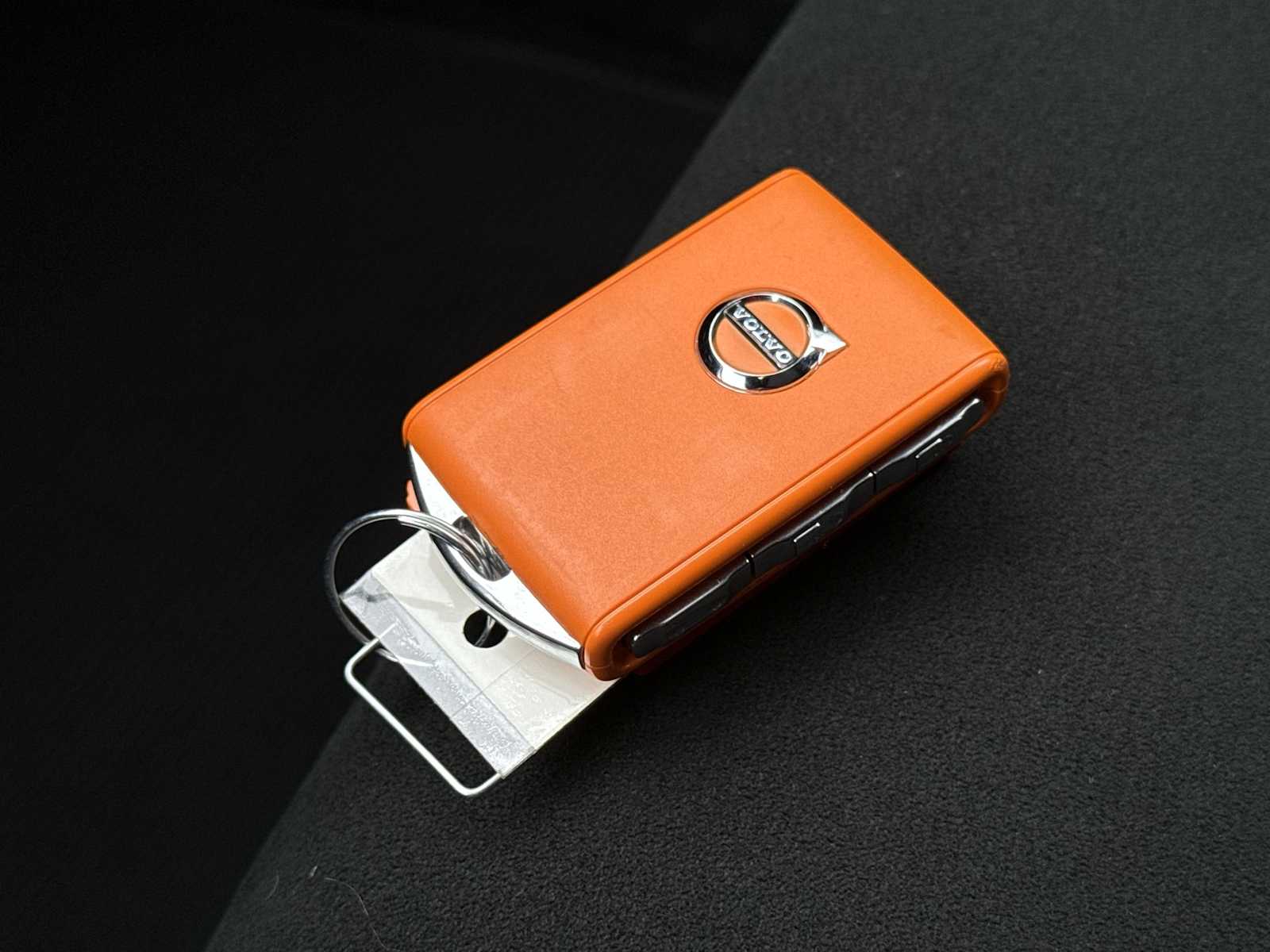 Thumbnail: 2023 Volvo XC40 - 37