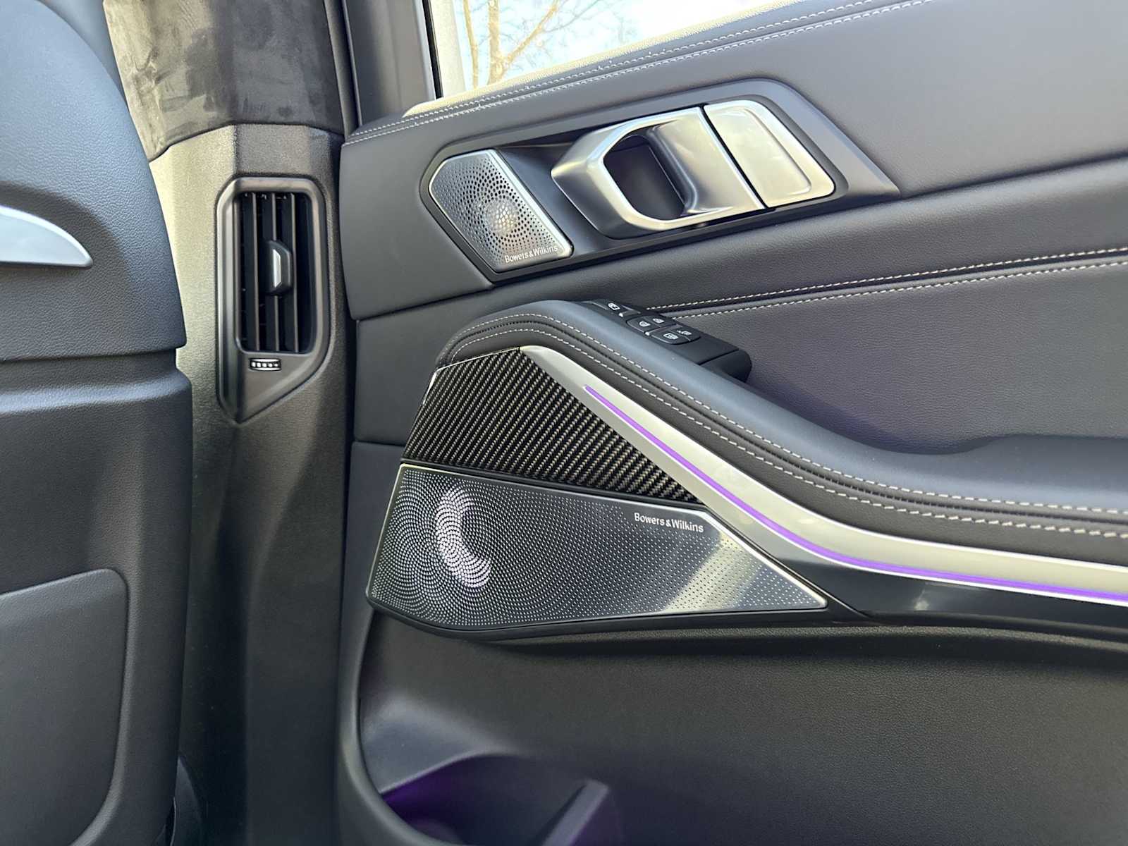 Thumbnail: 2026 BMW X7 - 45