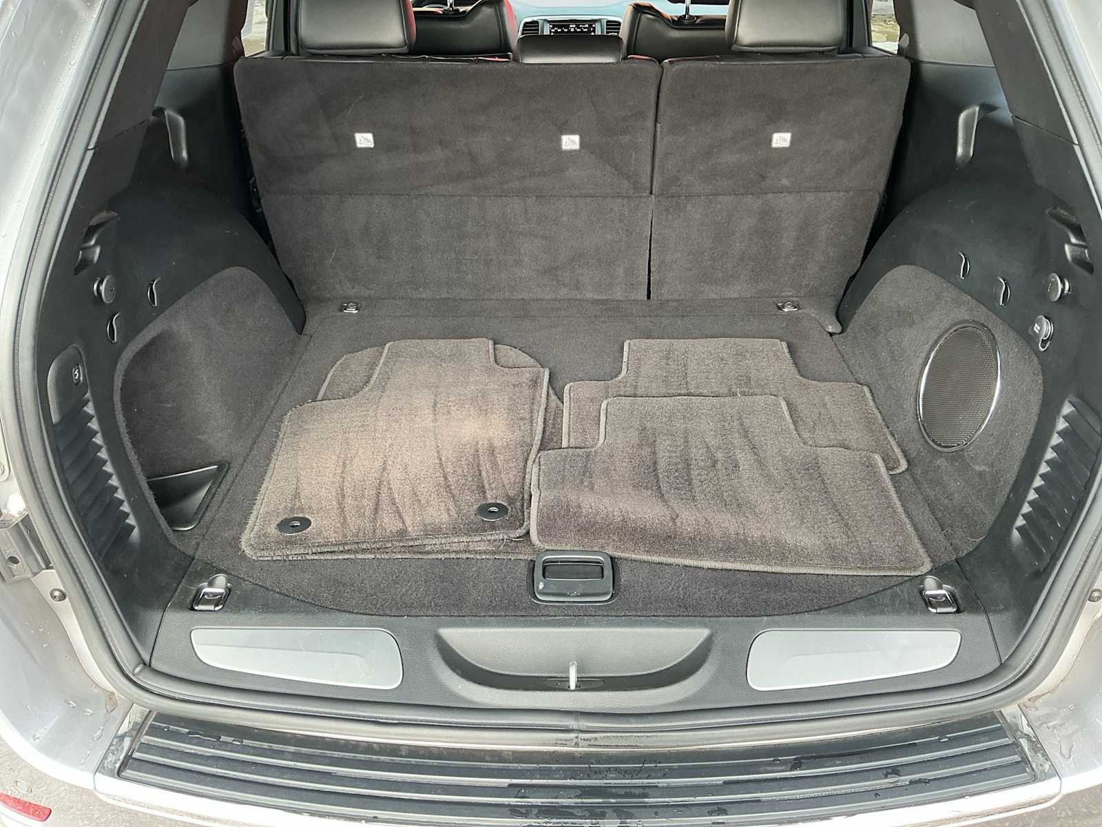 Thumbnail: 2018 Jeep Grand Cherokee - 37