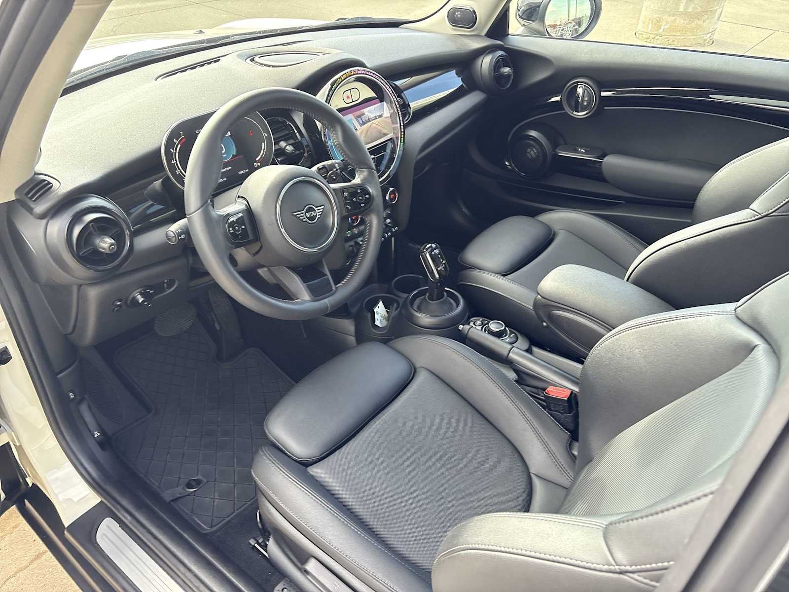 Thumbnail: 2023 MINI Cooper Hardtop - 10