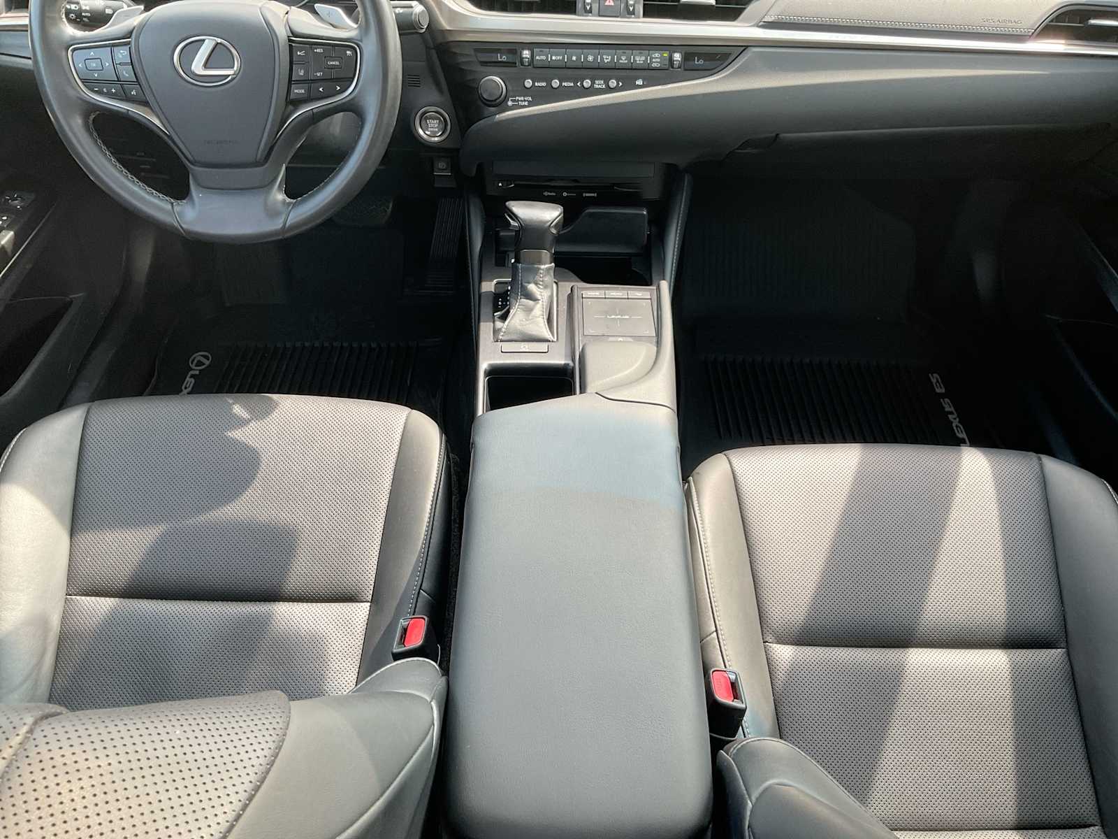 2020 Lexus ES 350 29