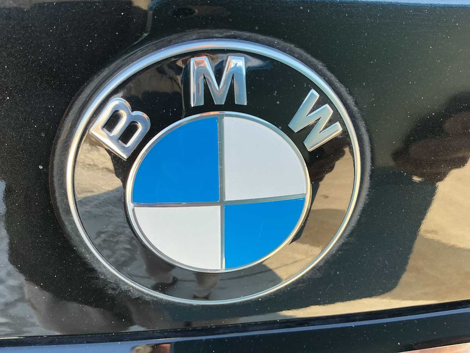 Thumbnail: 2023 BMW X7 - 15