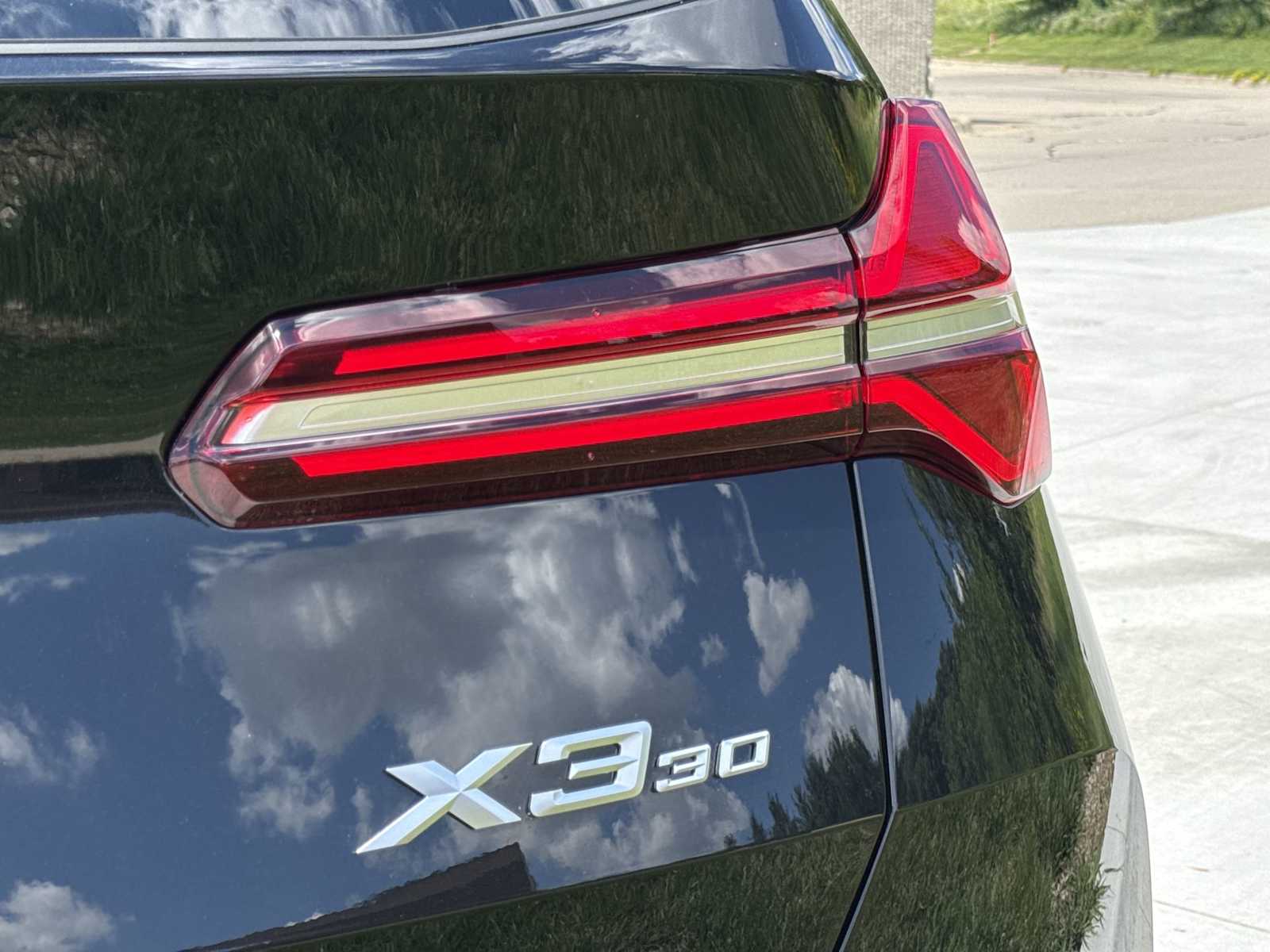 Thumbnail: 2026 BMW X3 - 13