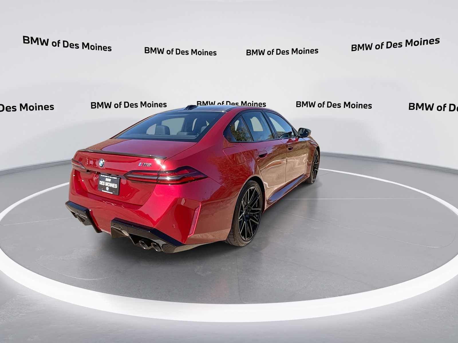 Thumbnail: 2025 BMW M5 - 8