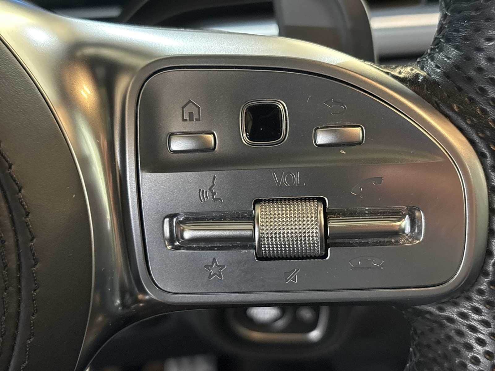 Thumbnail: 2022 Mercedes-Benz GLE - 24