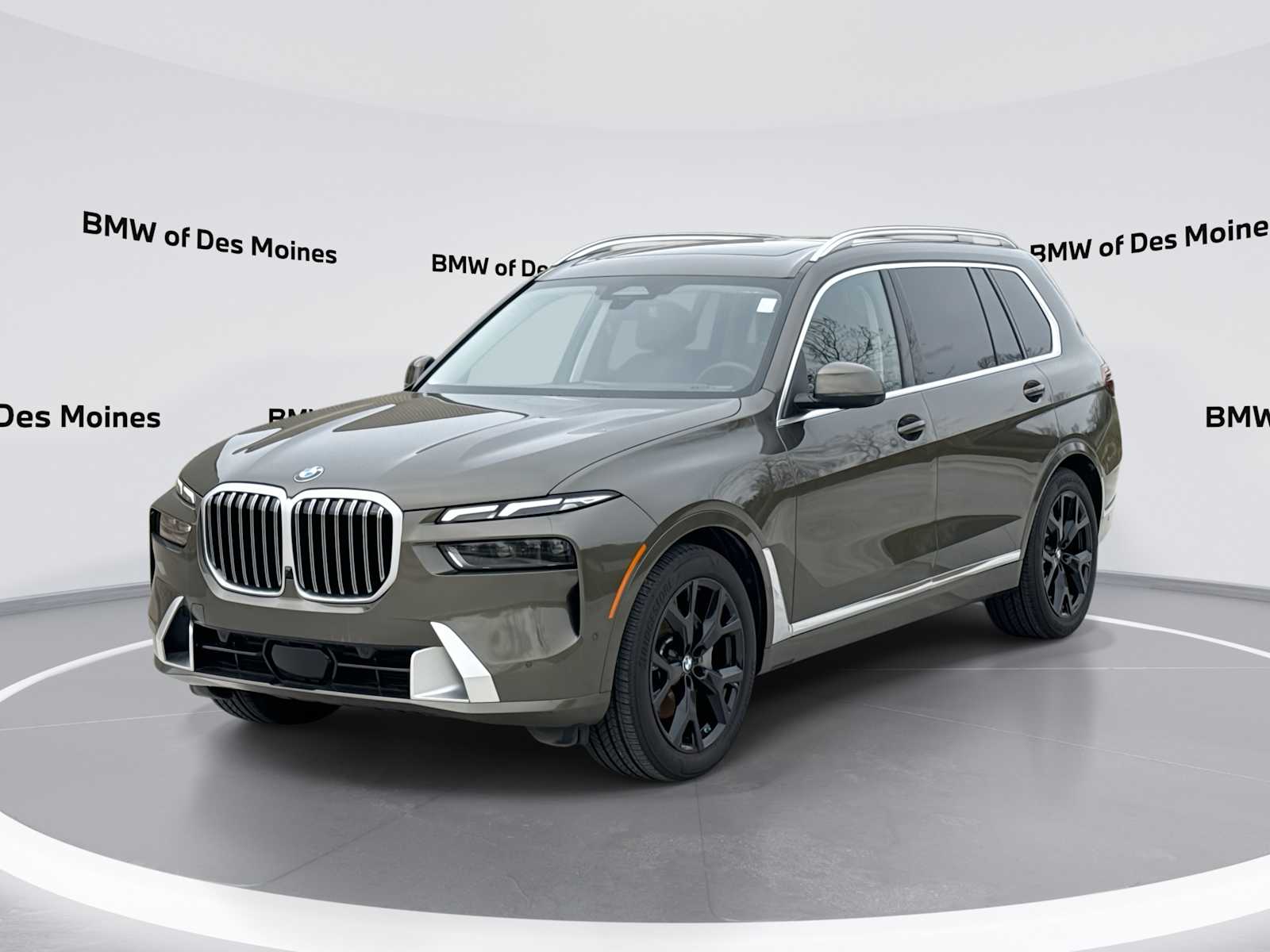 Thumbnail: 2025 BMW X7 - 1
