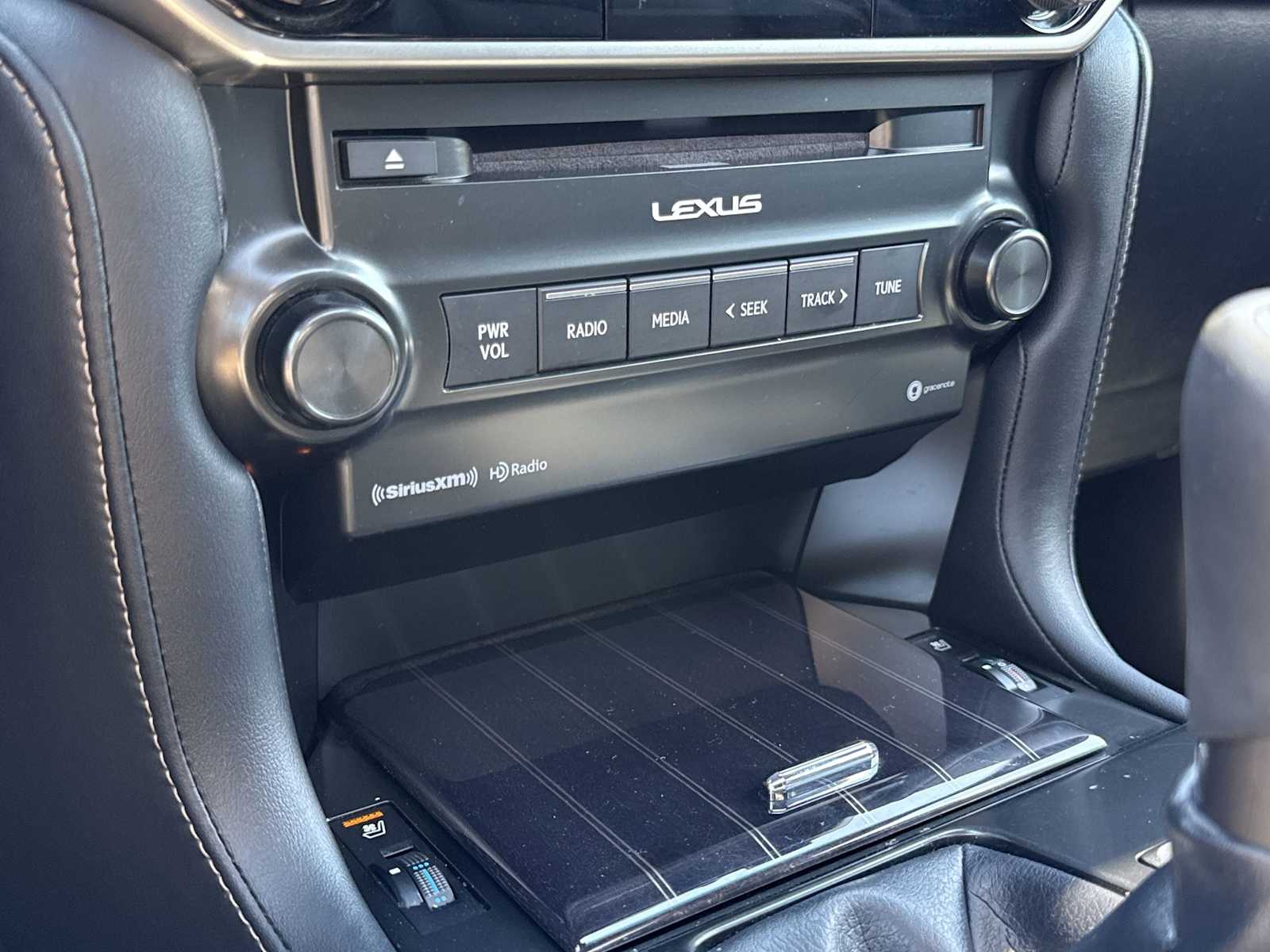 Thumbnail: 2022 Lexus GX - 32