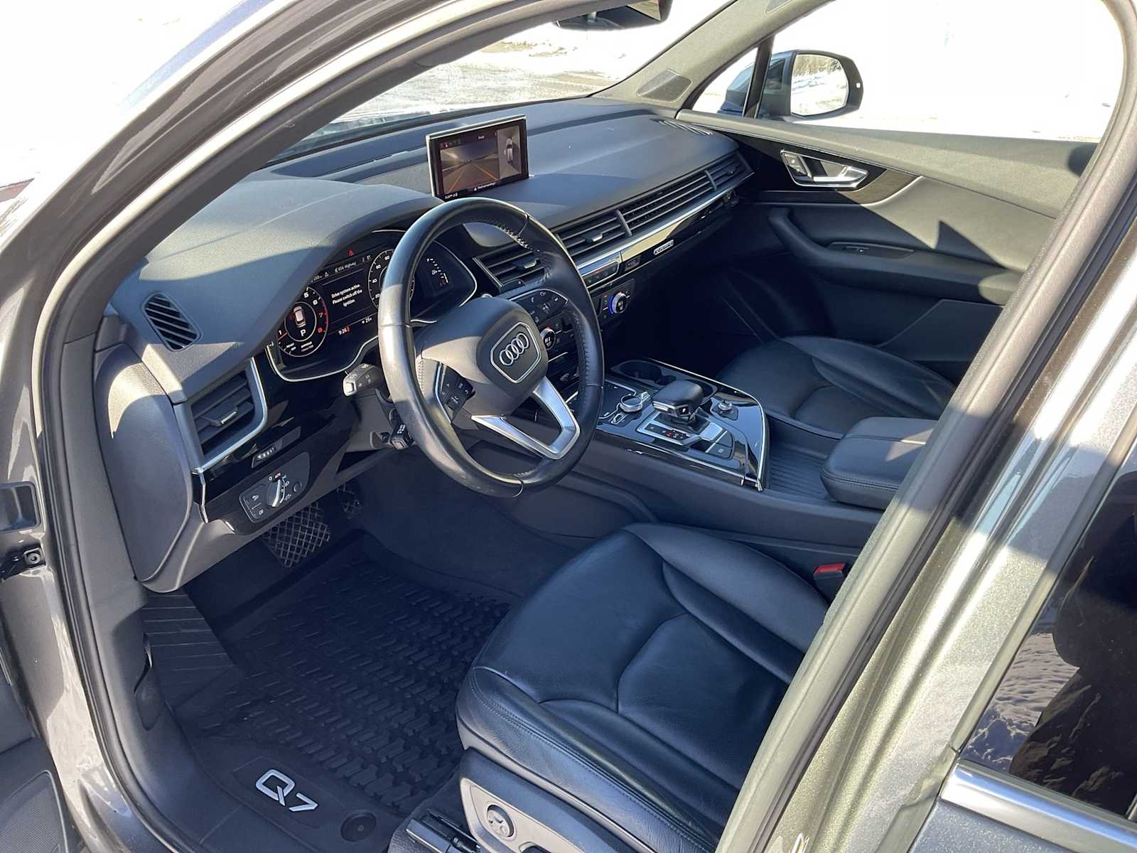 Thumbnail: 2019 Audi Q7 - 11