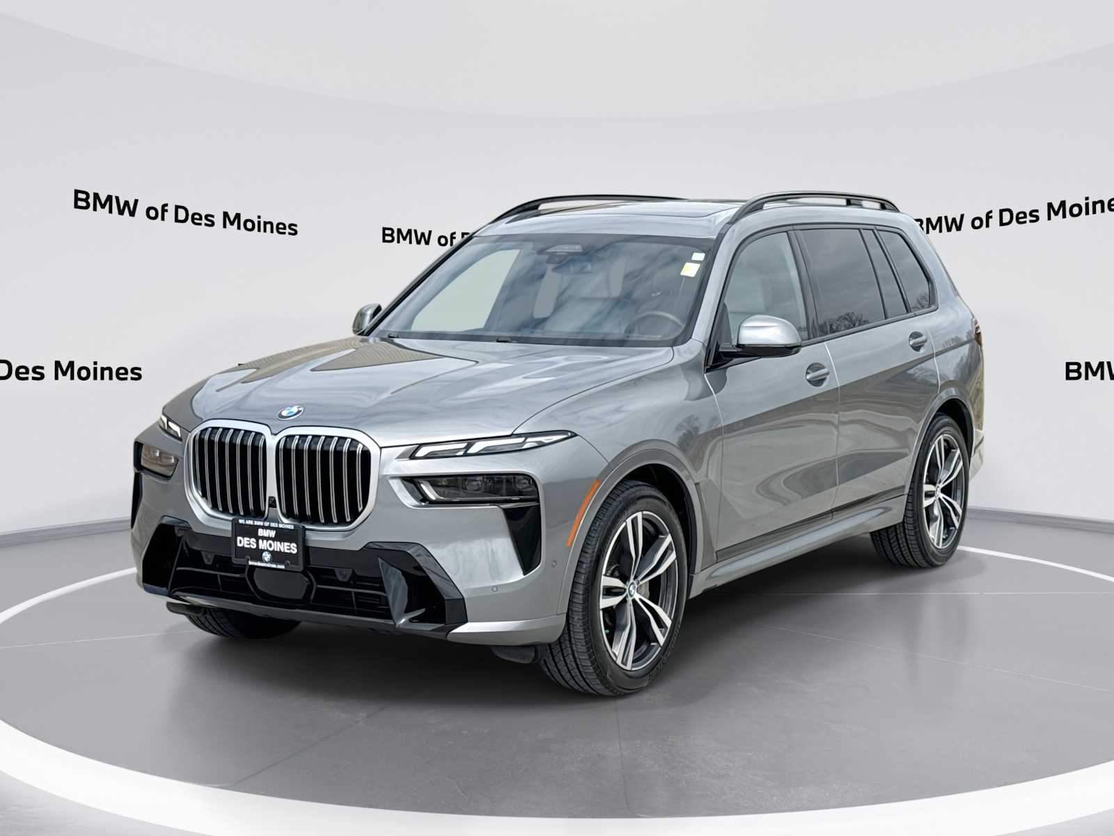 Thumbnail: 2024 BMW X7 - 1