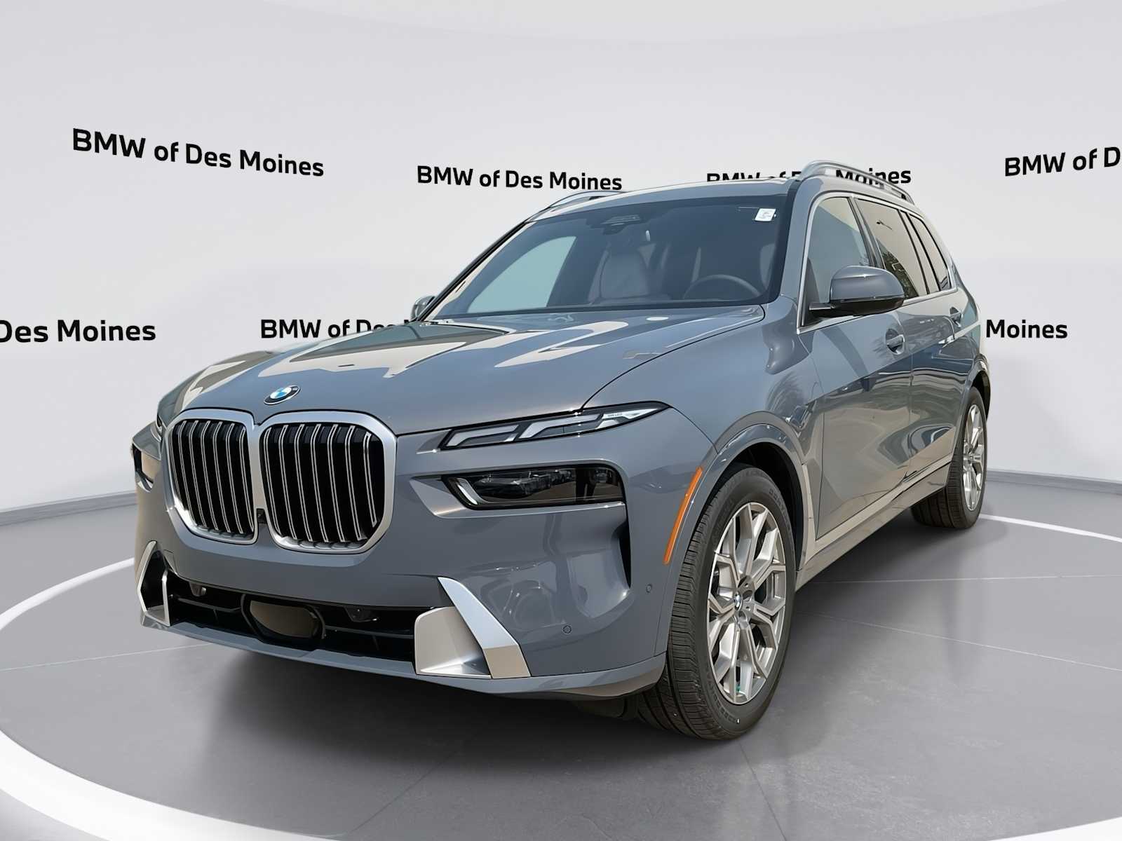 2025 BMW X7 xDrive40i -
                  Urbandale, IA