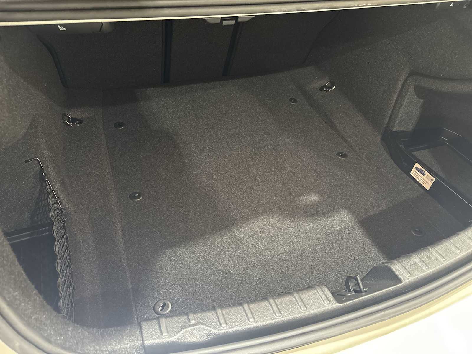 Thumbnail: 2017 BMW 3 Series - 32