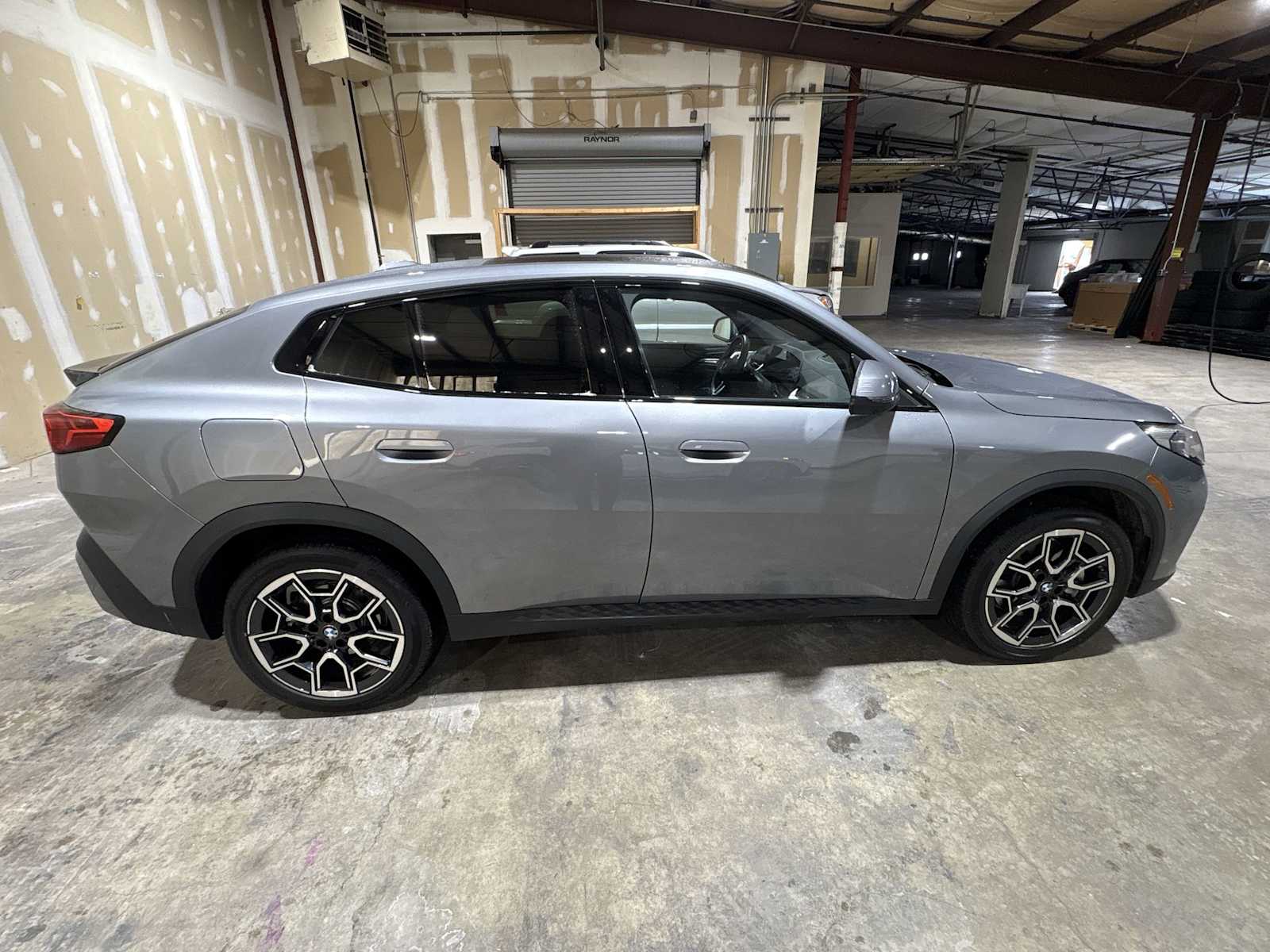 Thumbnail: 2025 BMW X2 - 15