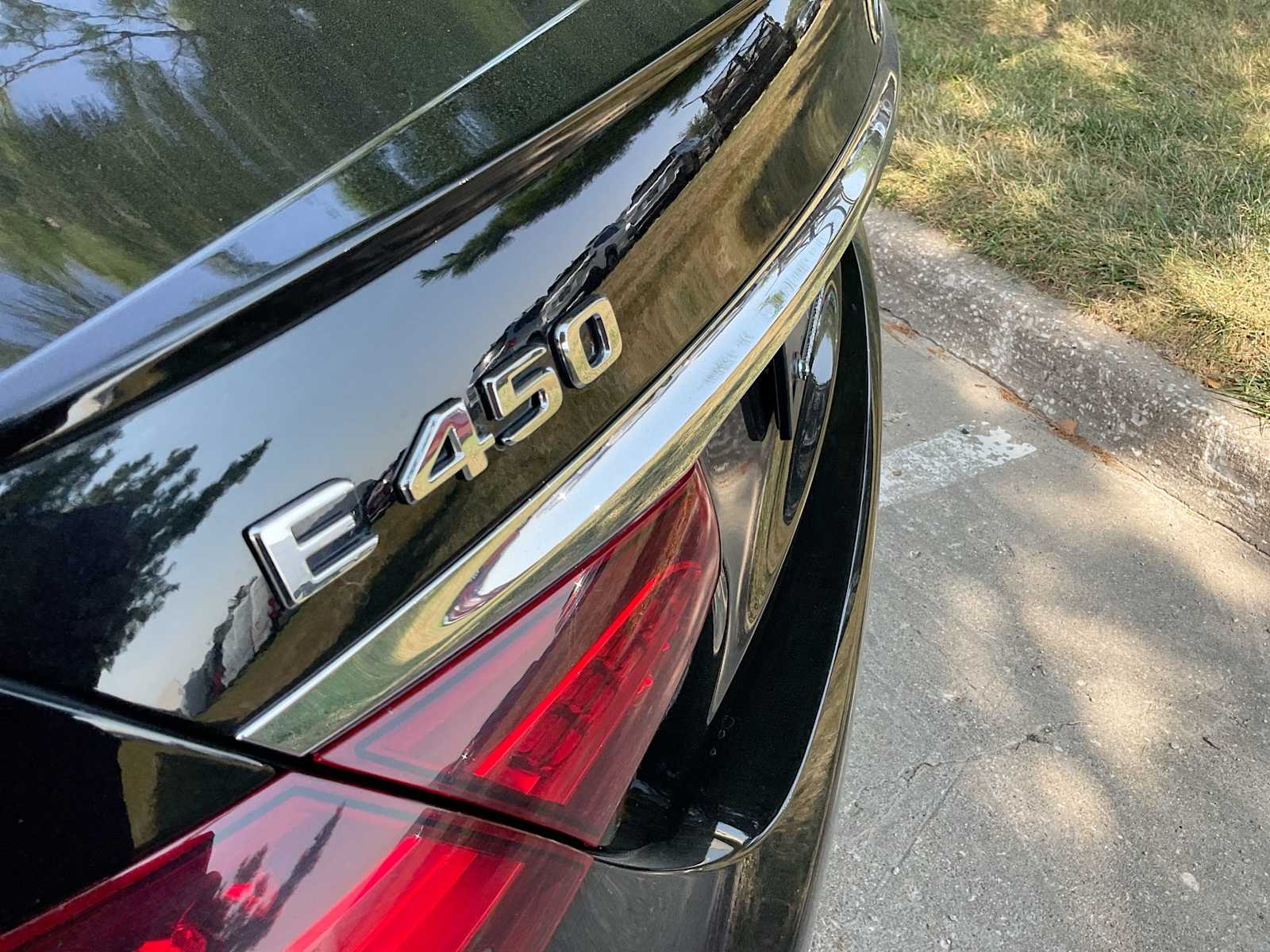 Thumbnail: 2022 Mercedes-Benz E-Class - 13