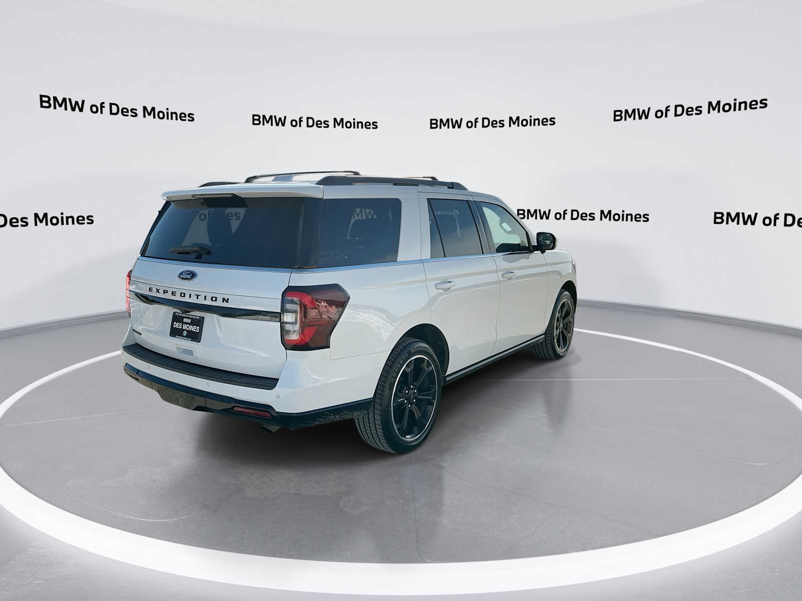 Thumbnail: 2022 Ford Expedition - 8