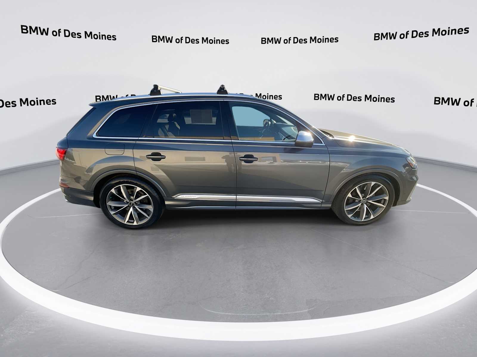 Thumbnail: 2021 Audi SQ7 - 9