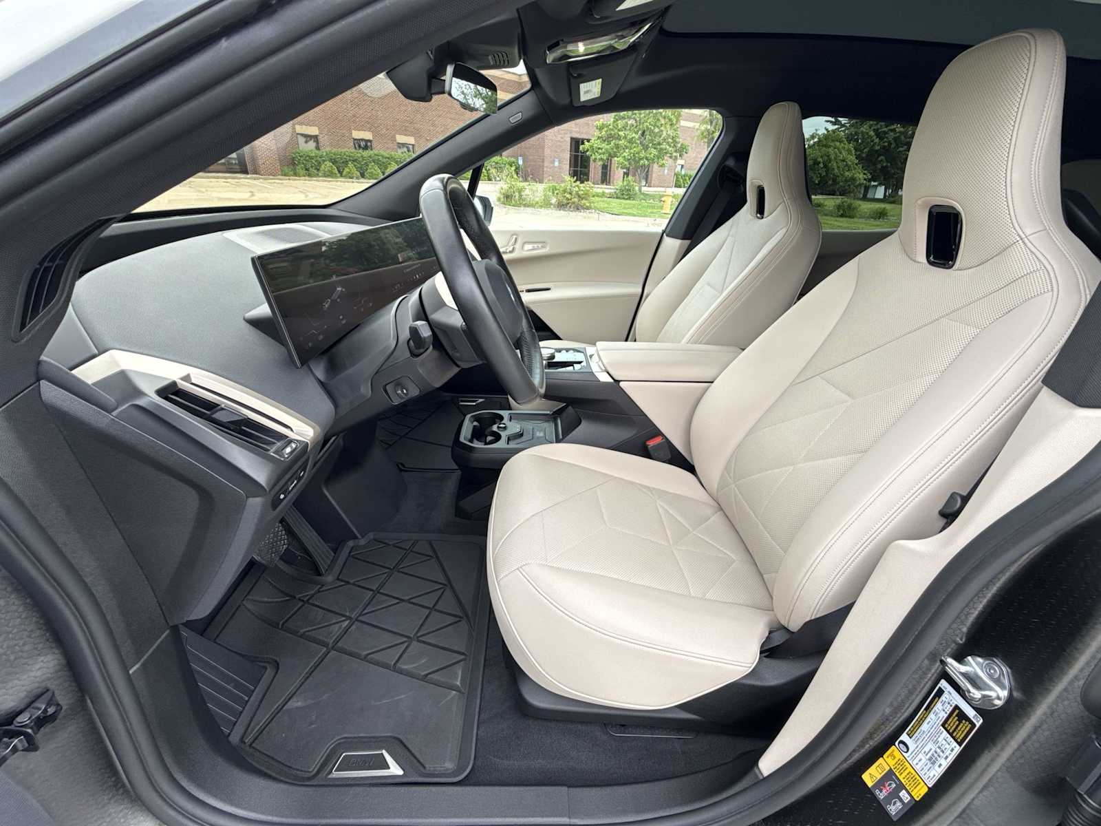 2024 BMW iX Base - Photo 10