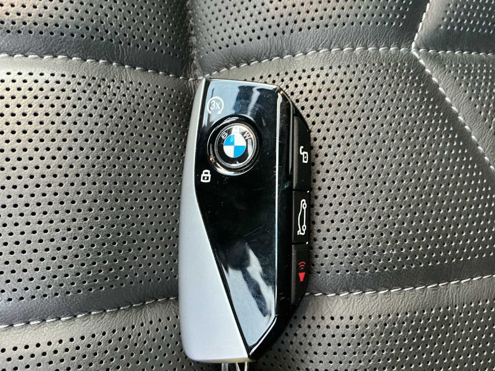 Thumbnail: 2024 BMW 7 Series - 36