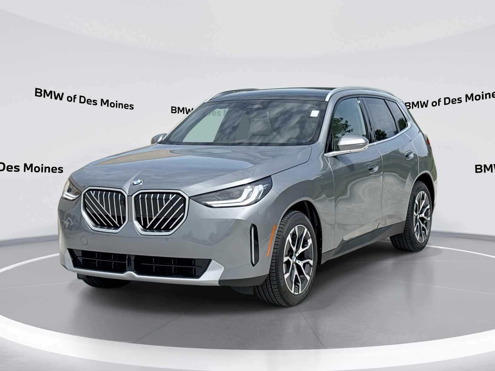 Thumbnail: 2026 BMW X3 - 1