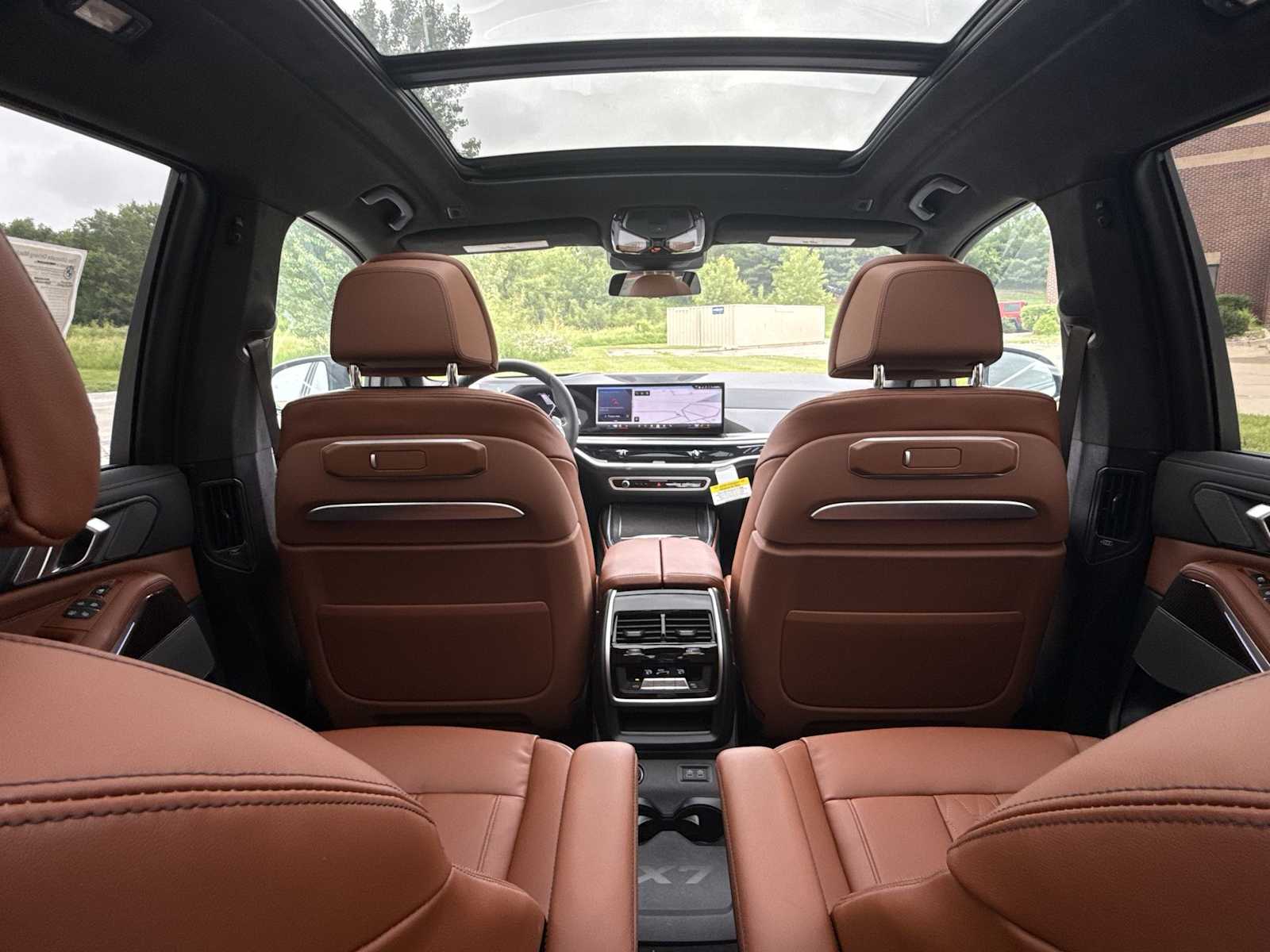 Thumbnail: 2026 BMW X7 - 19