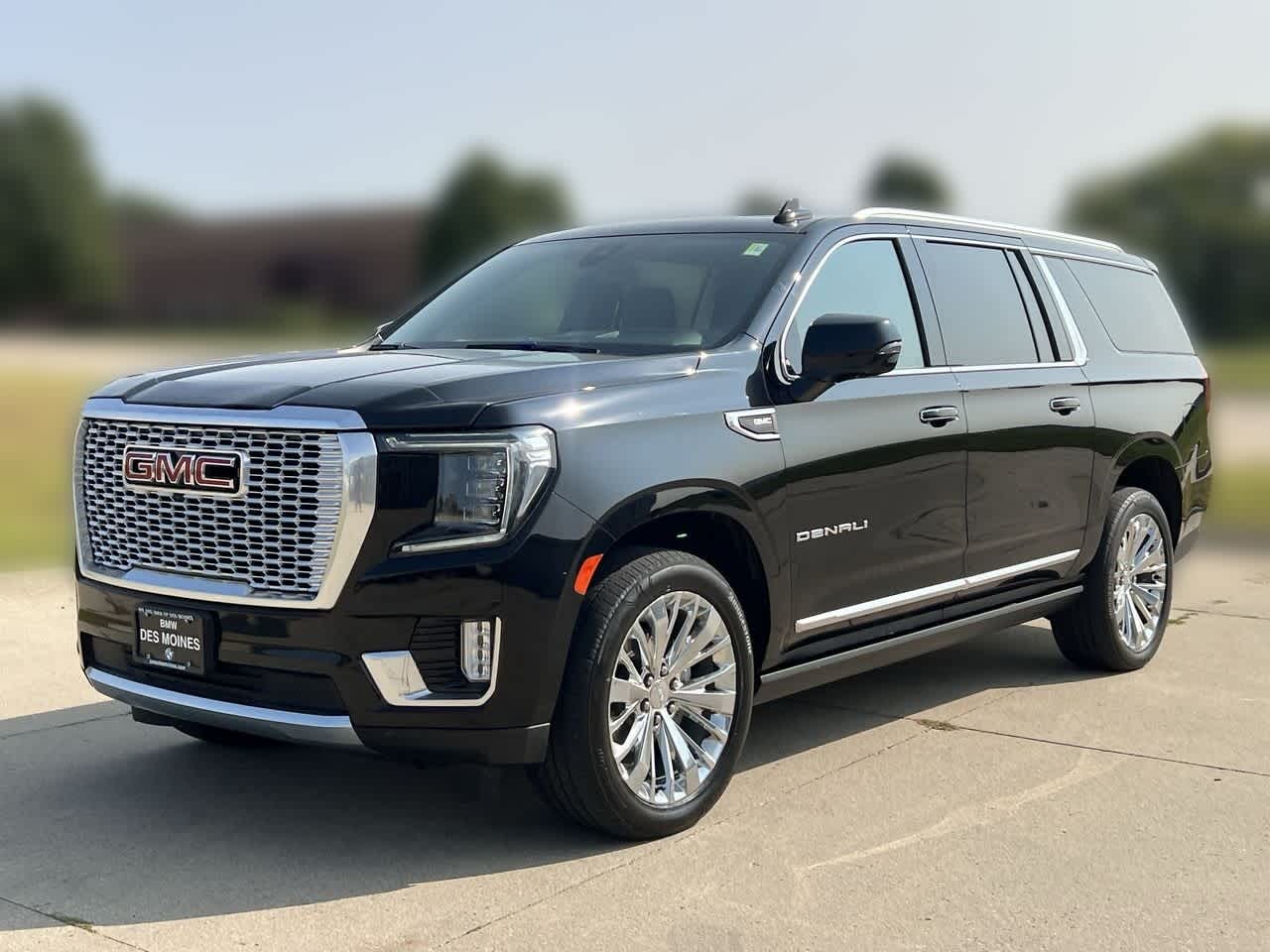 2022 GMC Yukon XL Denali -
                Urbandale, IA