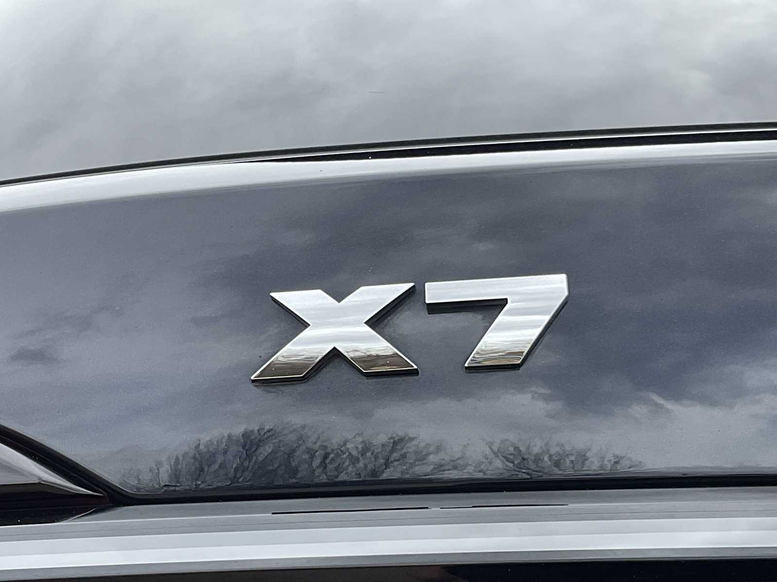 Thumbnail: 2024 BMW X7 - 12