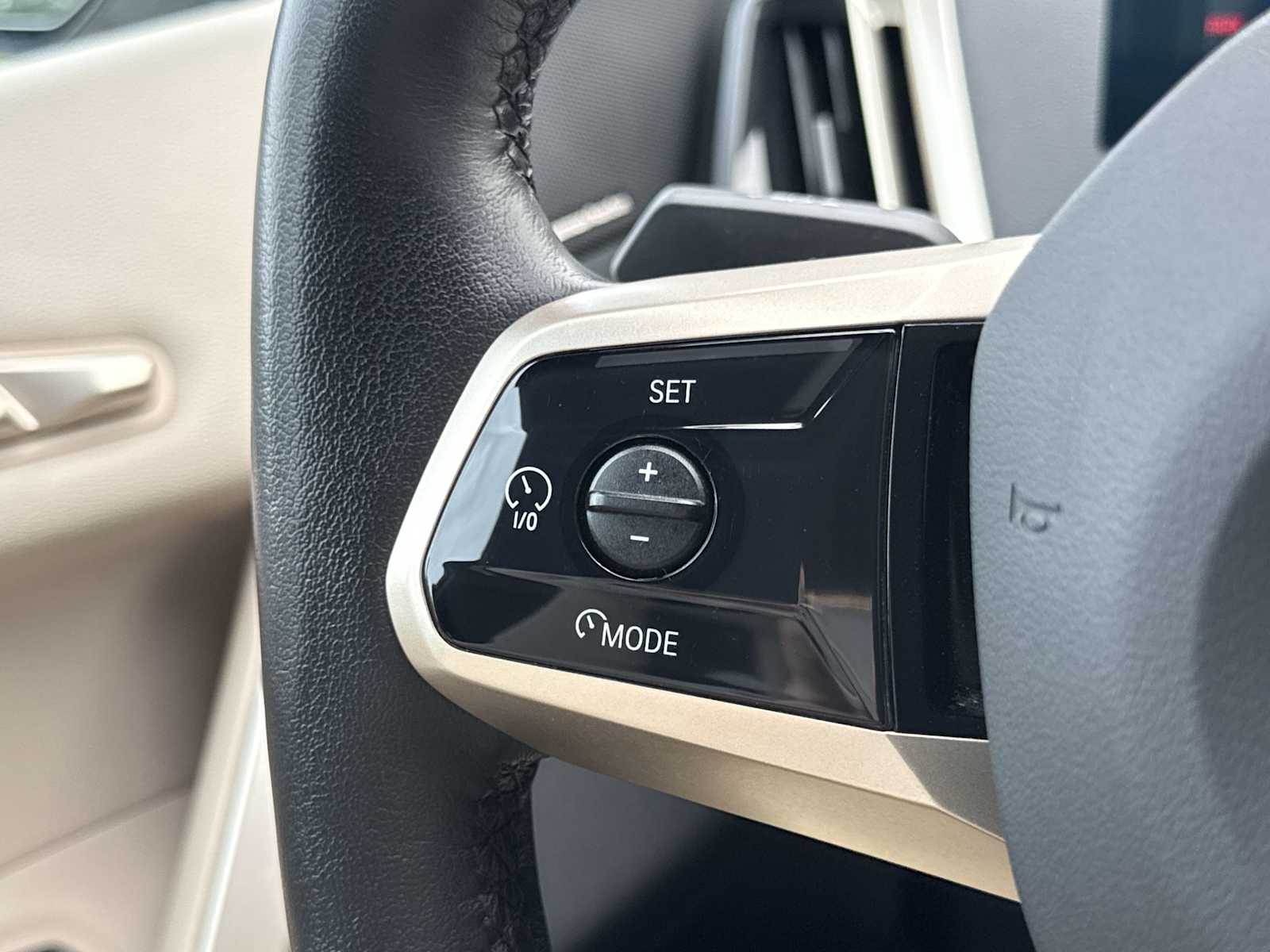 2024 BMW iX Base - Photo 25
