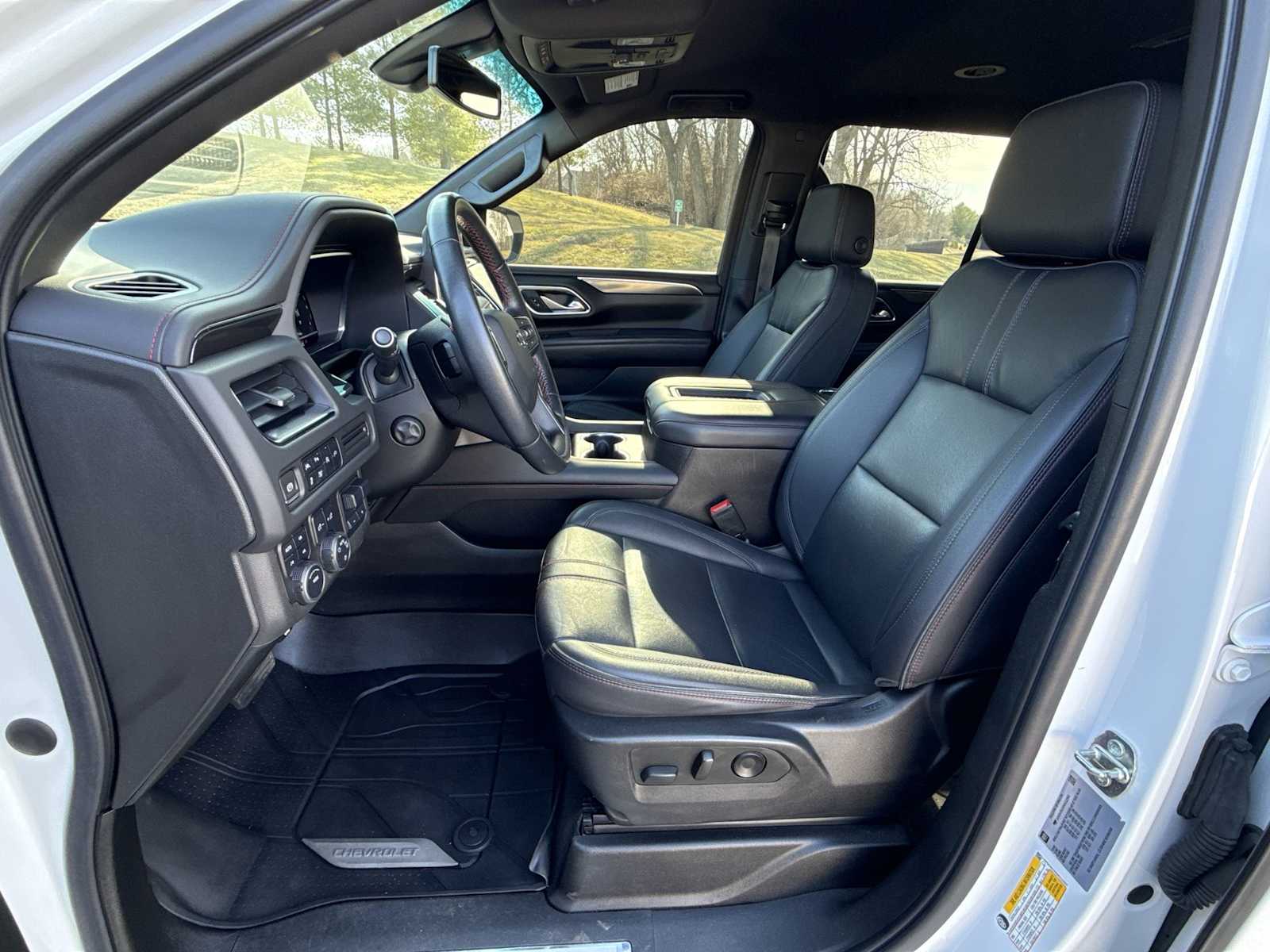 Thumbnail: 2022 Chevrolet Tahoe - 10