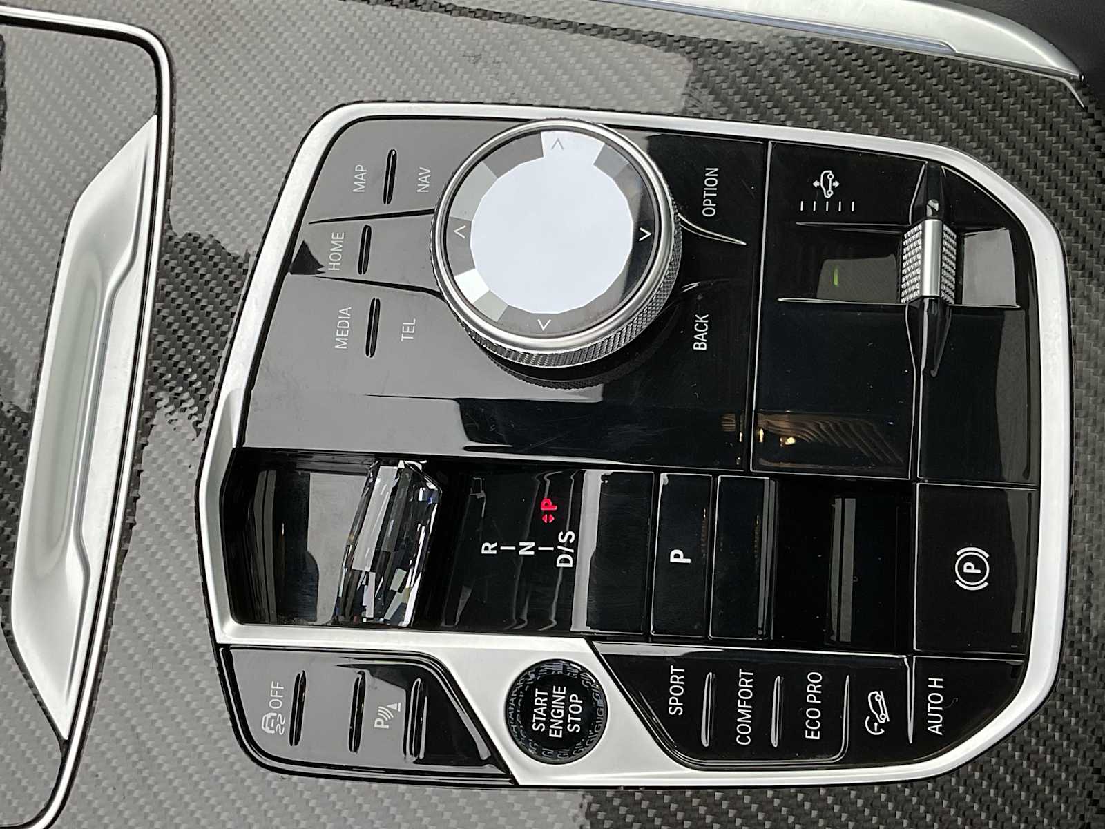 Thumbnail: 2024 BMW X7 - 34