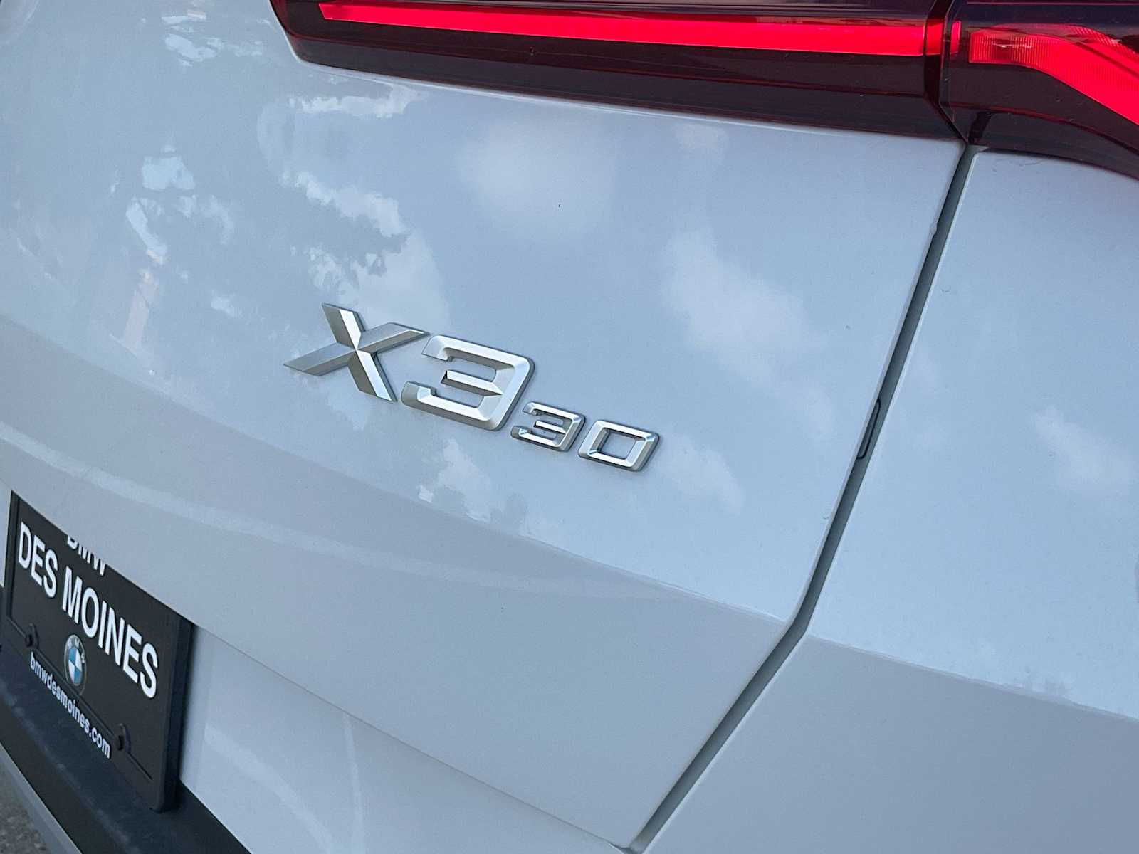 Thumbnail: 2026 BMW X3 - 13