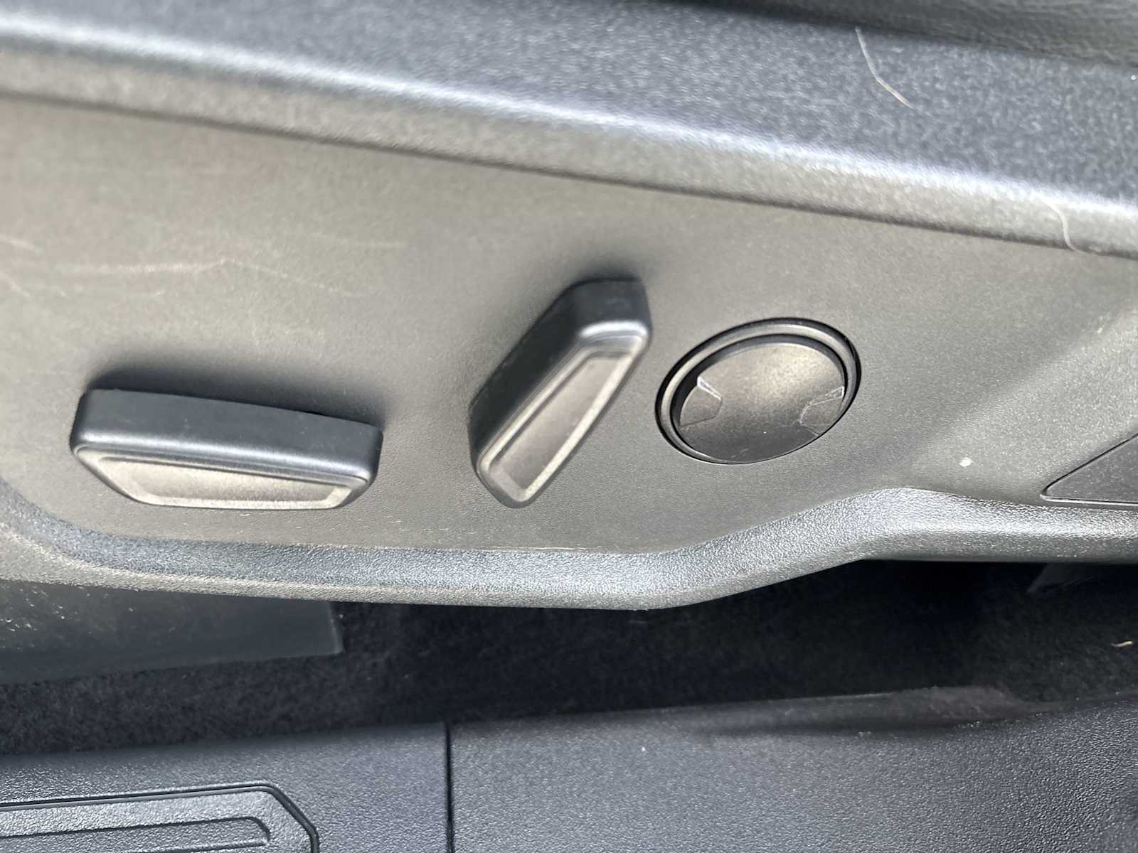 Thumbnail: 2023 Ford Bronco - 19