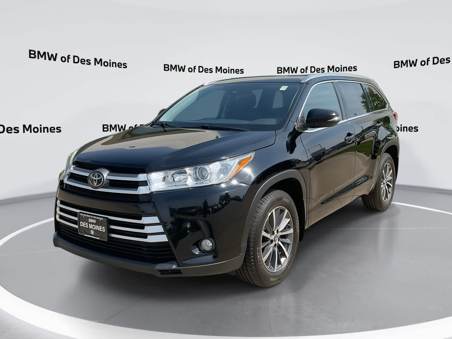 2017 Toyota Highlander XLE -
                  Urbandale, IA