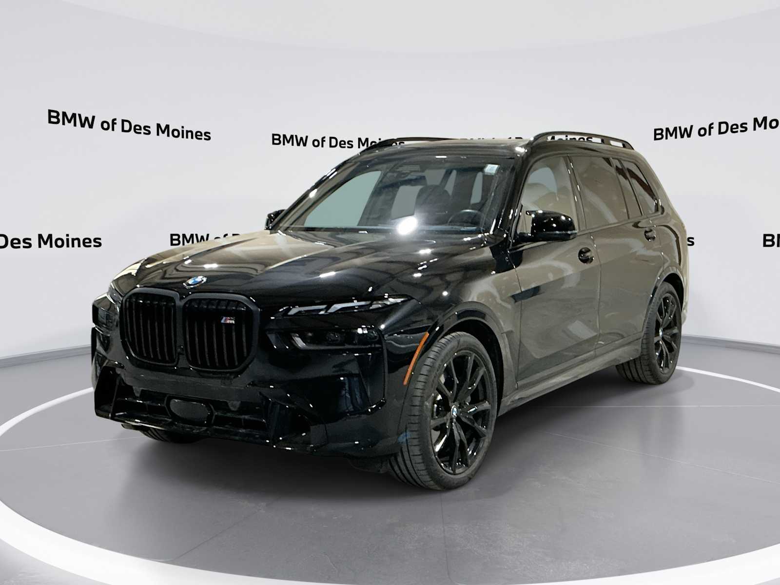 2025 BMW X7 M60i's photo