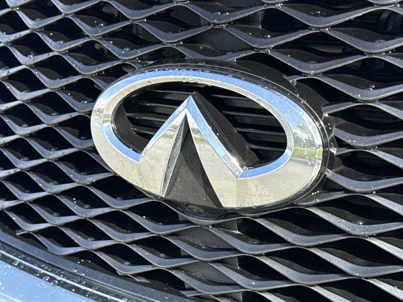 Thumbnail: 2015 INFINITI QX80 - 12