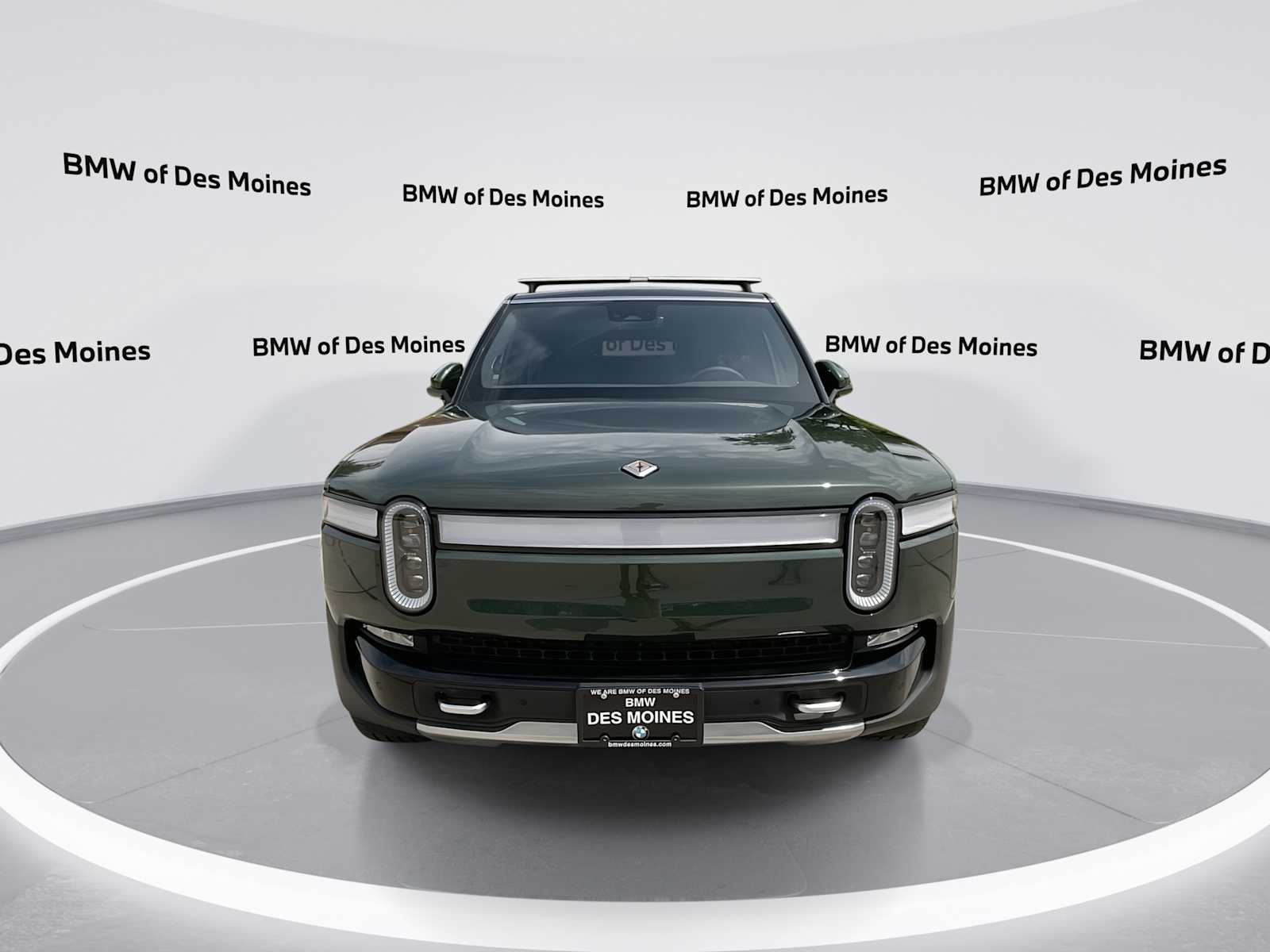 Thumbnail: 2023 Rivian R1S - 3