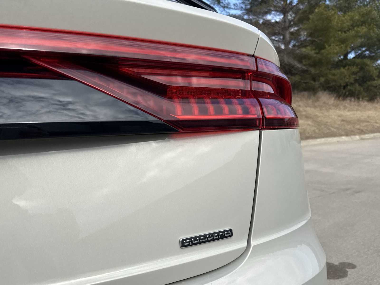 Thumbnail: 2022 Audi Q8 - 44