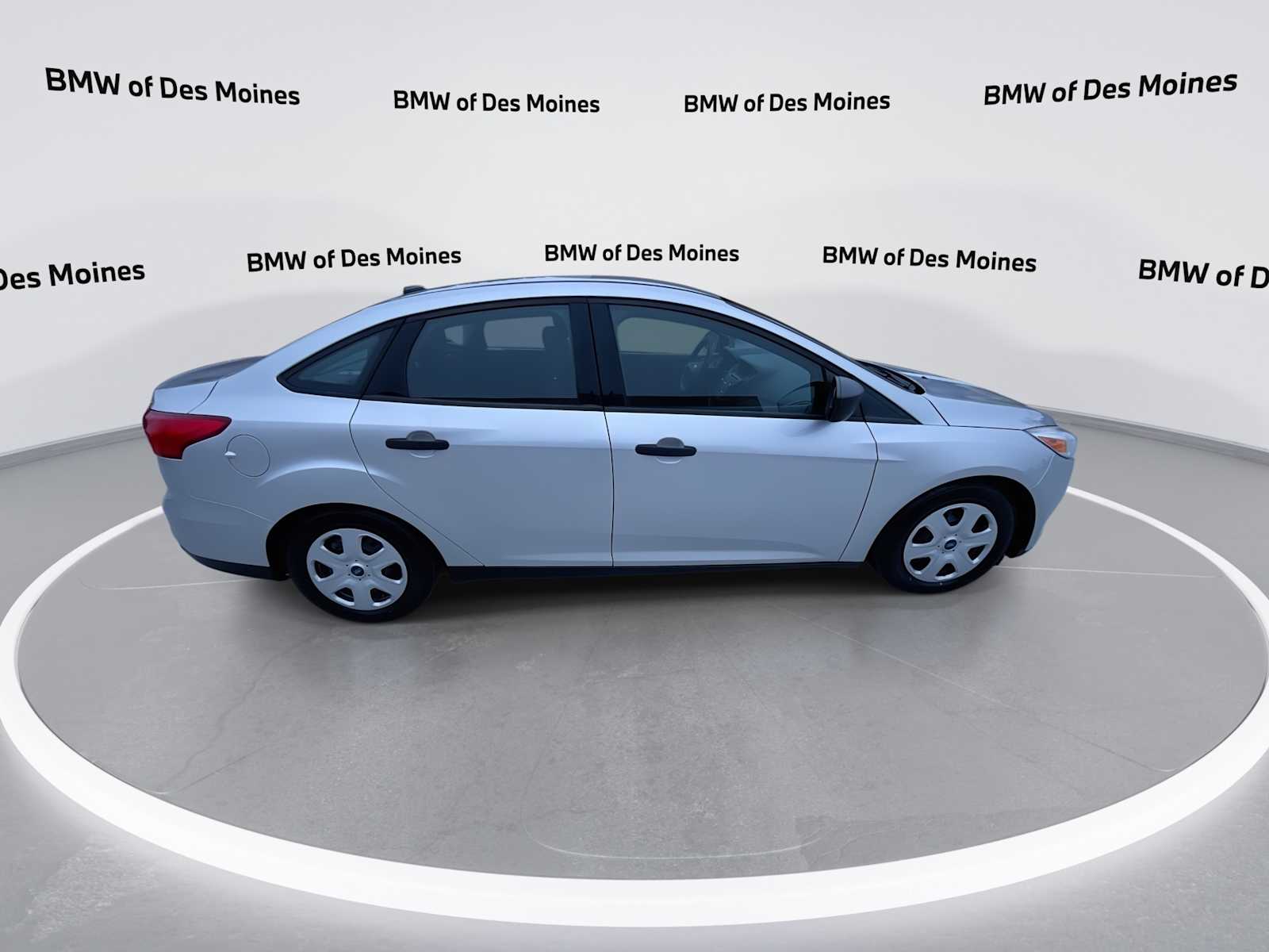 Thumbnail: 2016 Ford Focus - 9