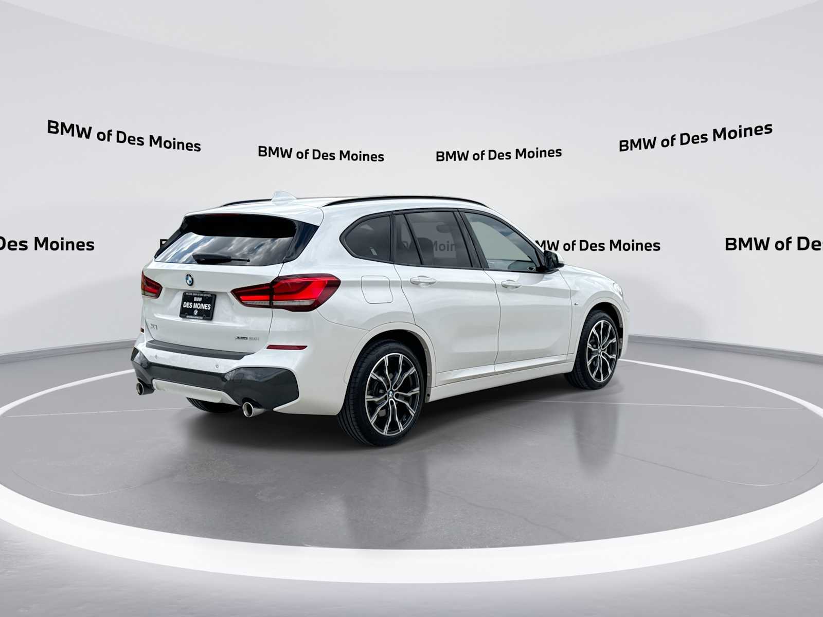 Thumbnail: 2021 BMW X1 - 8