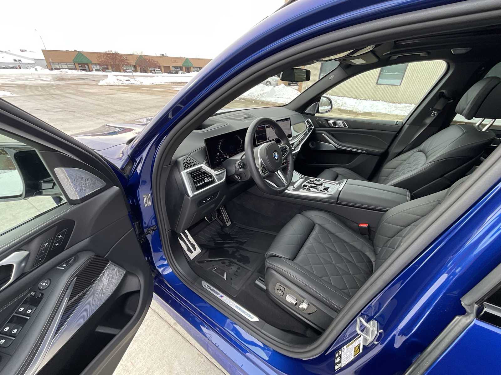 Thumbnail: 2025 BMW X5 - 10